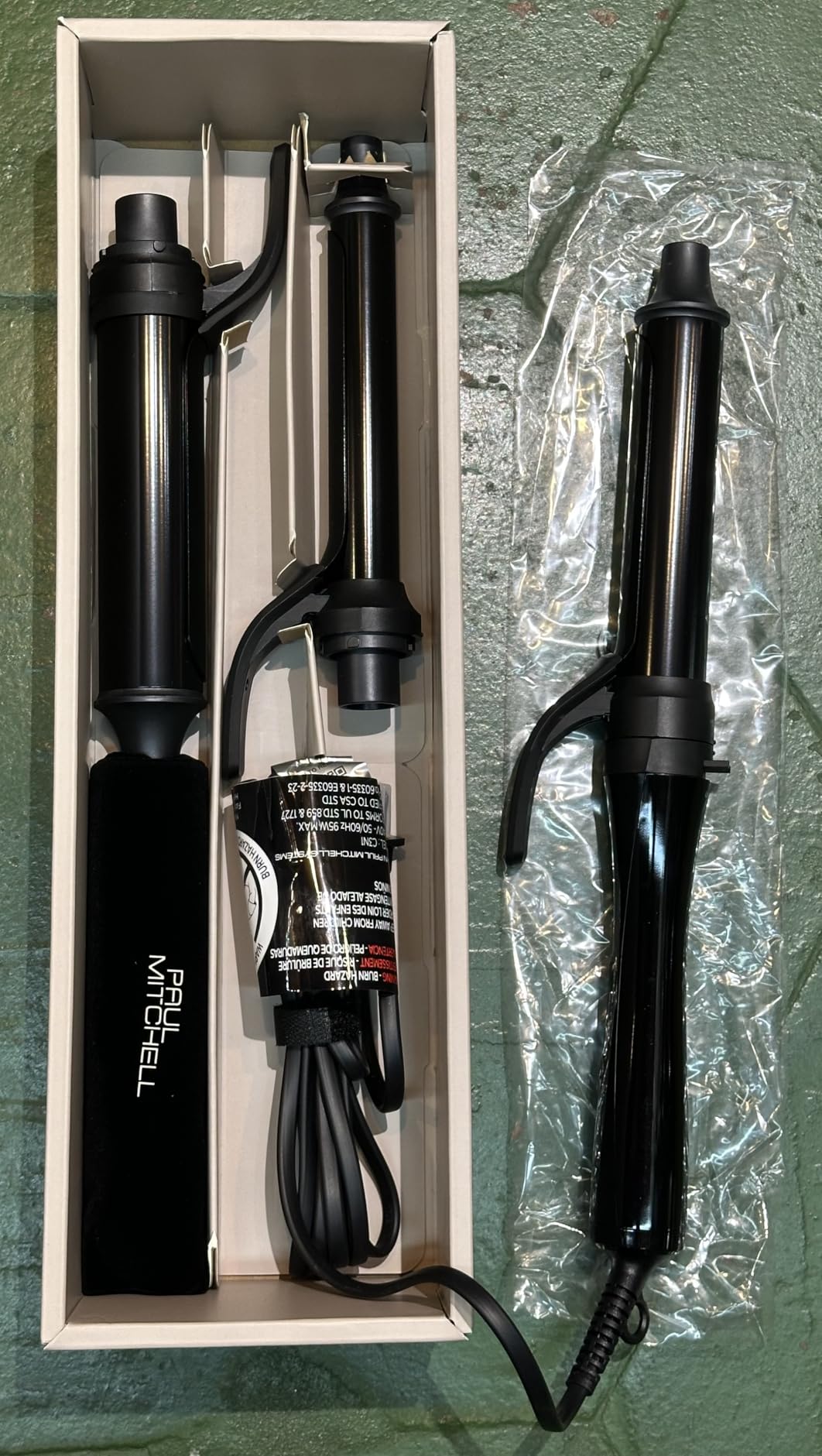 Paul Mitchell Clipped 3-in-1 Ceramic Interchangeable Curling Iron, 3 Clip Barrels for Multiple Hairstyles customer photo 1
