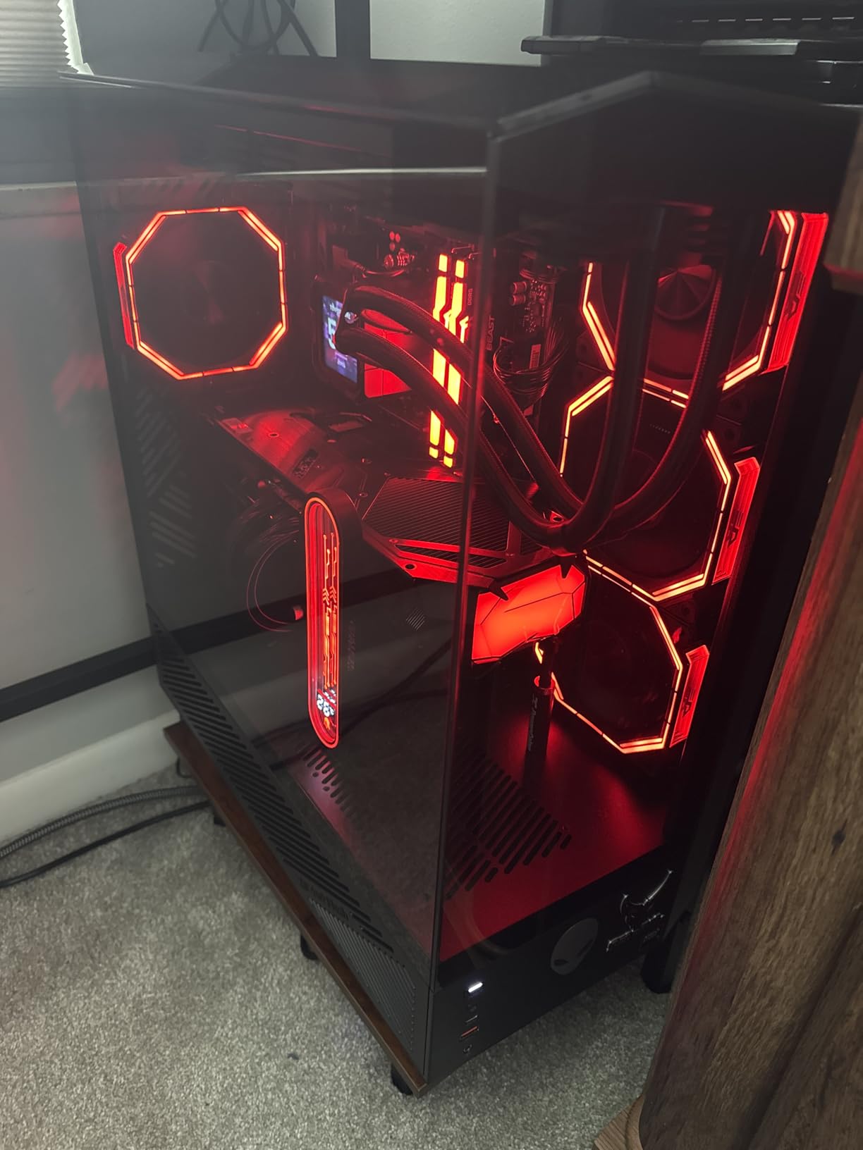 darkFlash DY460 ATX Full-Tower PC Gaming Case, High Airflow, 4×ARGB PWM Fans Included, 330° Full-View Tempered Glass, Separate PSU chamber, Supports RTX 5090 up to 400mm, 360mm Radiator Support, Black customer photo 2