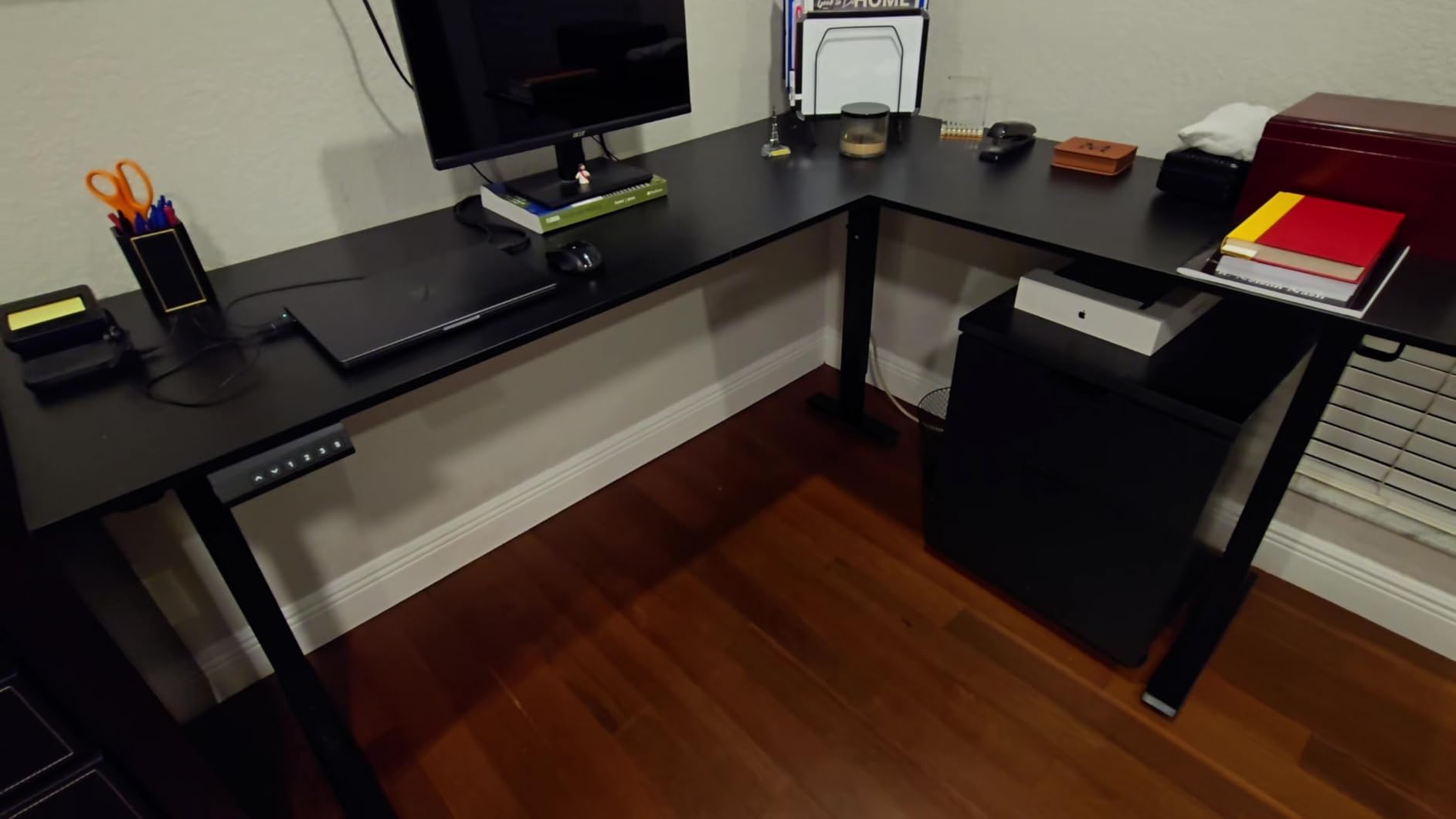 OffiGo 63 Inch Reversible L Shaped Electric Standing Desk, Height Adjustable Corner Stand up Desk, Ergonomic Large Lift Computer Table for Home, Office, Workstation, Black customer photo 2