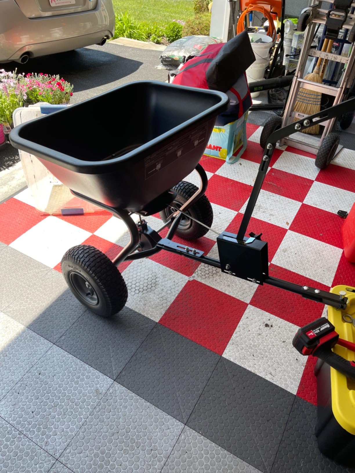 Brinly BS26BH-A Tow Behind Broadcast Spreader with Universal Hitch, 125 lb. - Flat Black customer photo 1