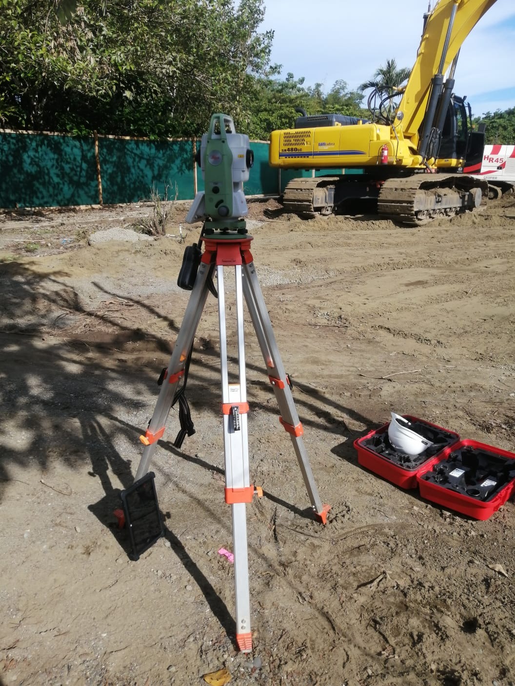 MobileDemand Flex 10C Rugged Windows 11 Tablet - 10.1