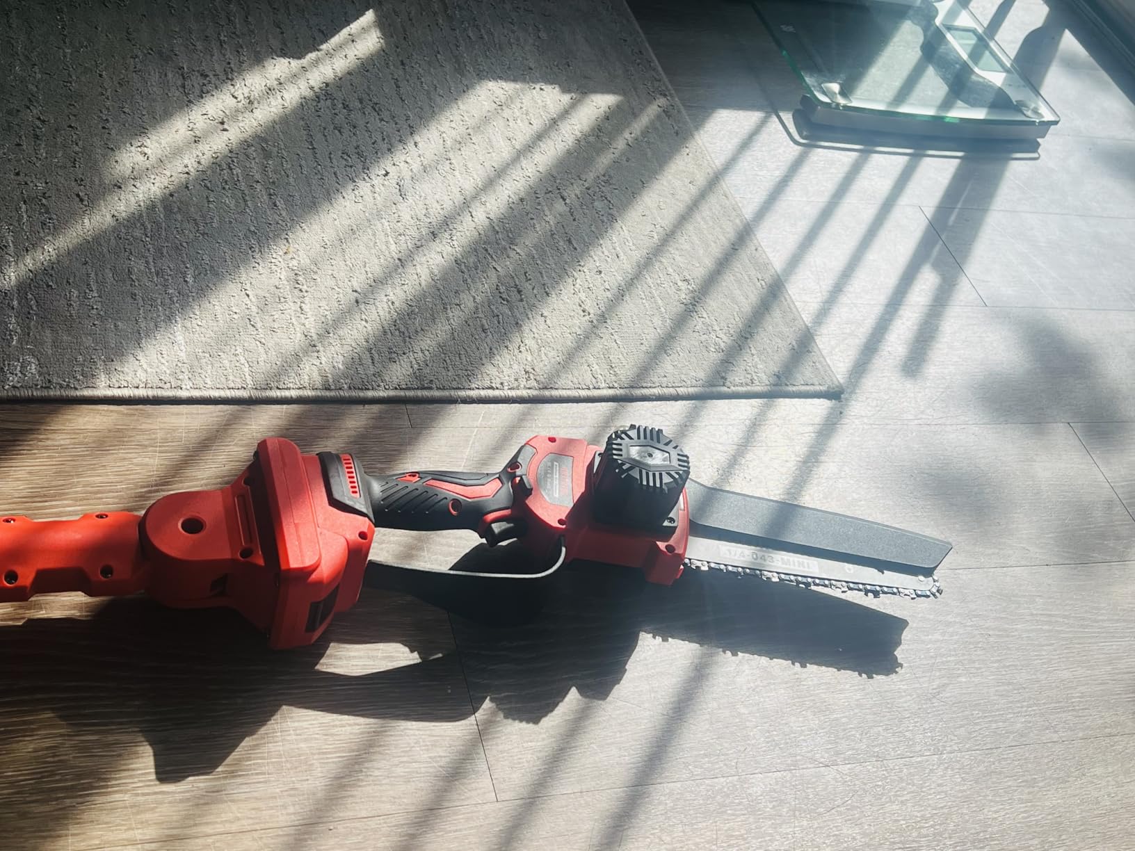 Upgraded 2-in-1 Cordless Pole Saw & 8 Inch Mini Chainsaw, Battery Powered Tree Trimmer with 6.6ft(2m) Extension Pole, 21V 4.0Ah x2 Batteries, Electric Chainsaw for Branch, Limb & Wood Cutting customer photo 1