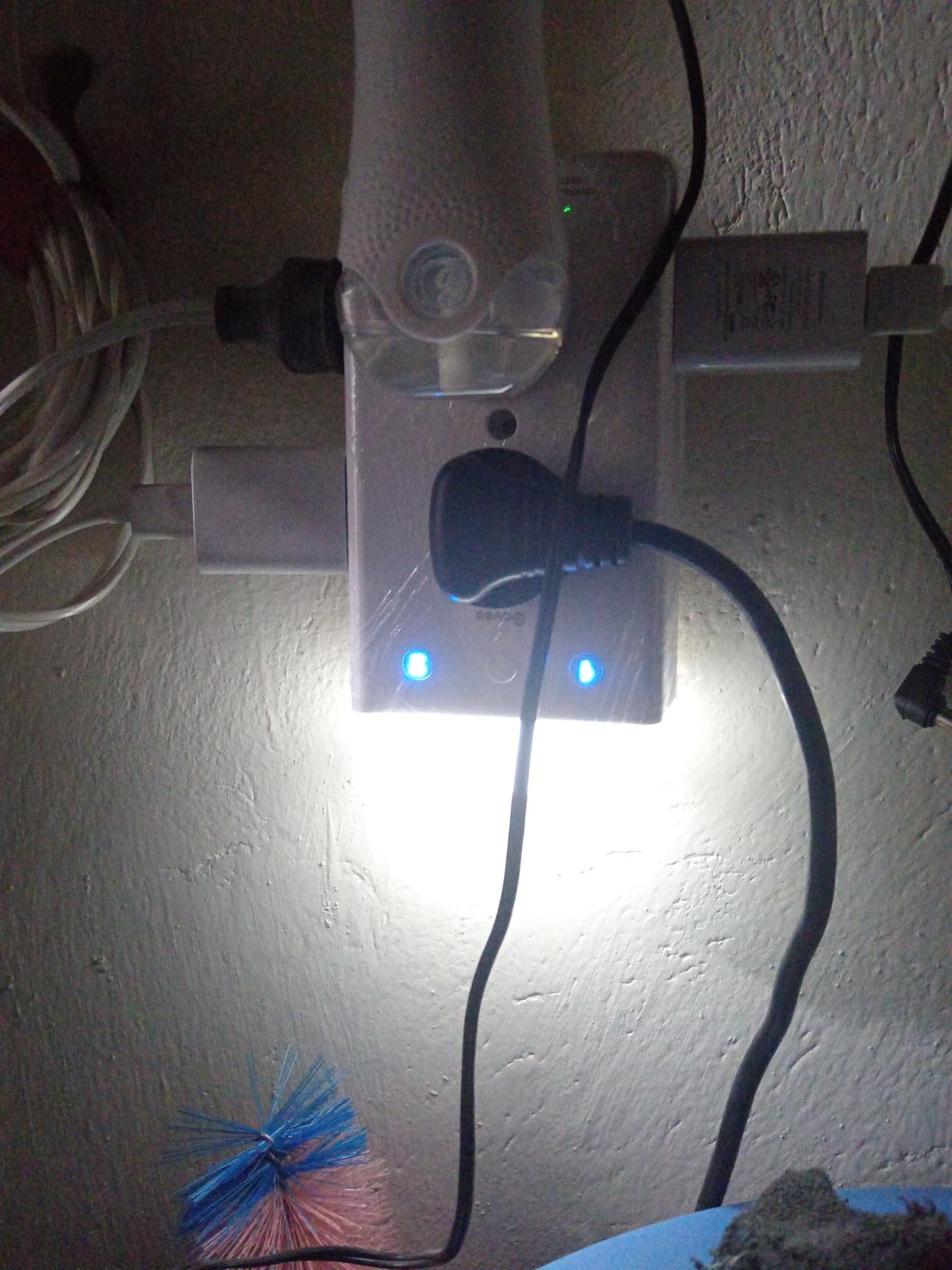 Govee Smart Plug Outlet Extender, 3-Sided Smart Power Strip with 2 Smart Outlets & 2 USB Ports with RGB Night Light, APP & Voice Control, Surge & Overload Protection customer photo 2