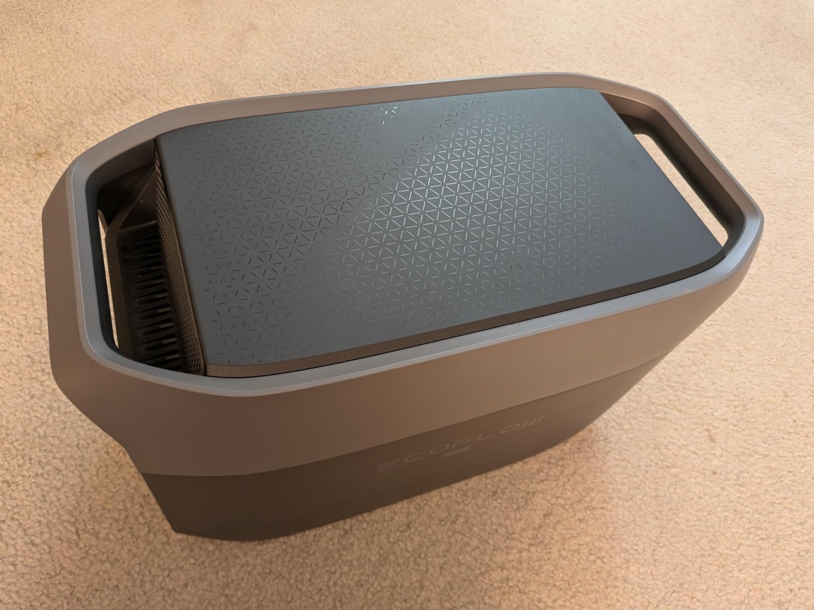 EF ECOFLOW Portable Power Station DELTA 3 MAX with 220W Solar Panel, 3400W X-Boost Output, Ultra-Fast 0-80% Charging in 1.13 Hr, Home Backup & RV Camping customer photo 2