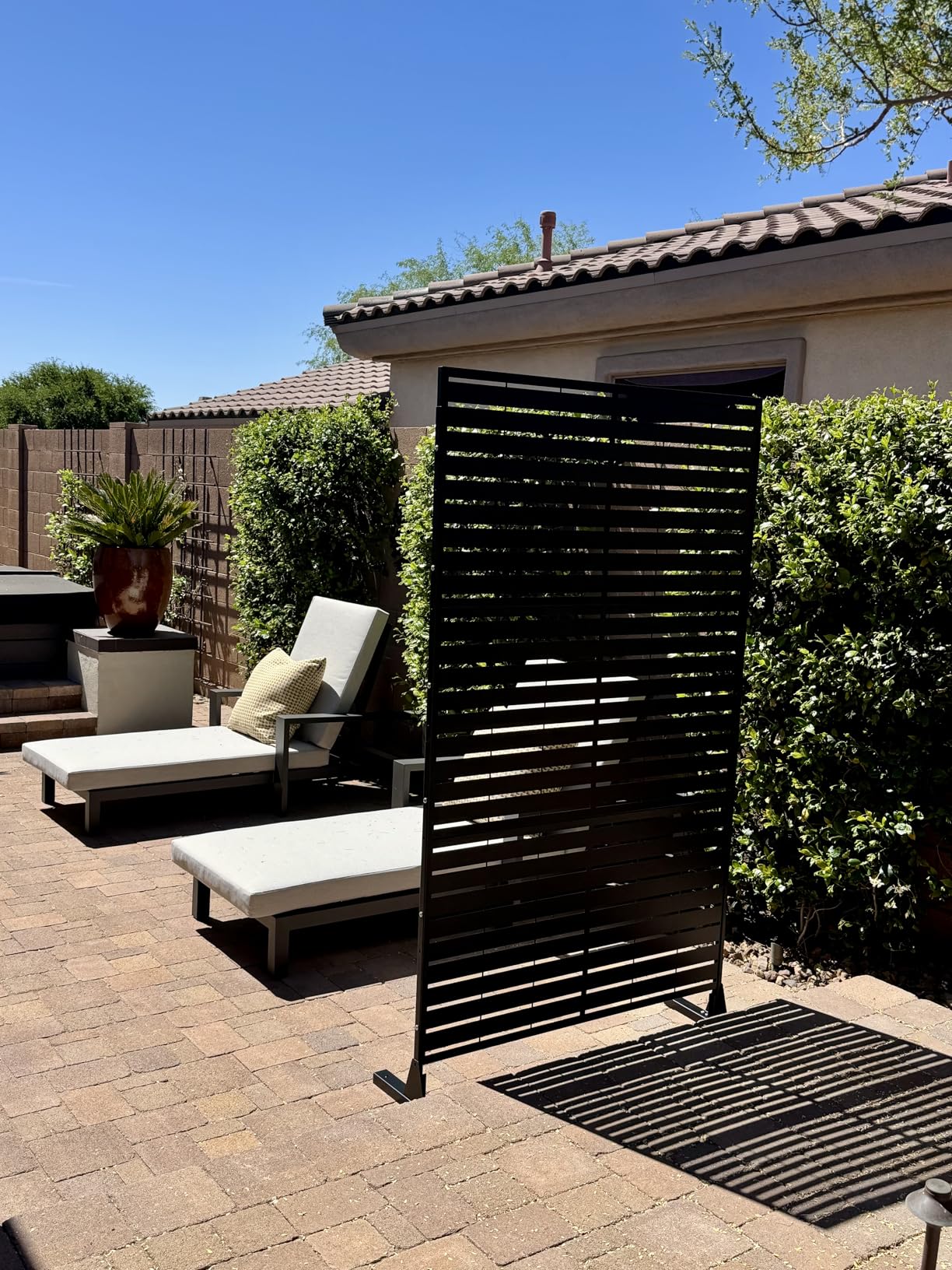 Metal Privacy Screen Outdoor - 72in Decorative Laser Cut Steel Garden Divider Panel with Tropical Leaf Design, Weatherproof Freestanding Modern Privacy Fence for Patio, Deck, Backyard & Balcony customer photo 2