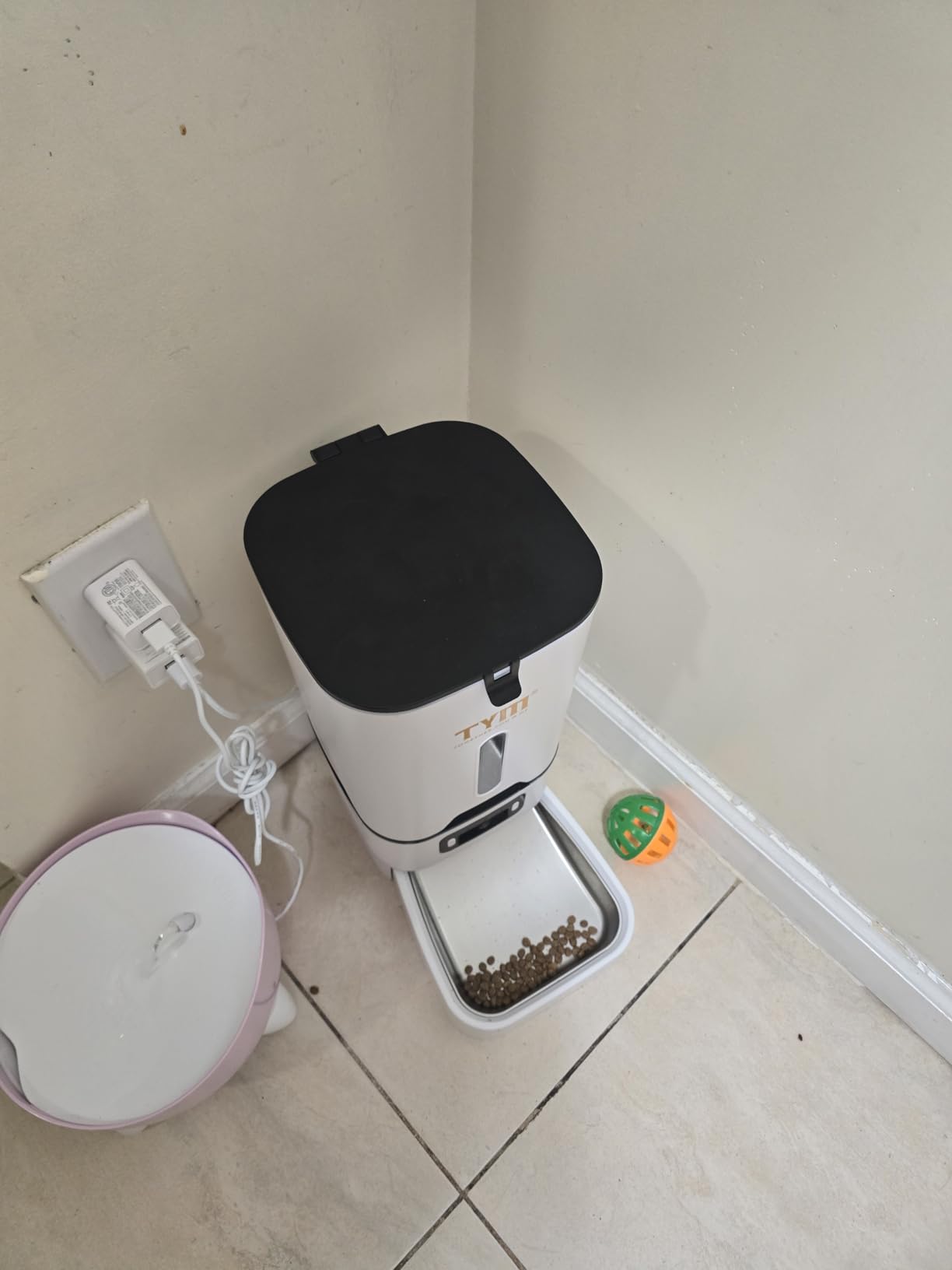 TYM Automatic Cat Feeder with 2 Camera for 2 Cats, 7L Dog Food Dispenser with Night Vision 2K 4MP, 5G WiFi Dual Auto Cat Feeder with Smart App for Multiple Cats & Small Dogs, Detachable for Clean customer photo 1