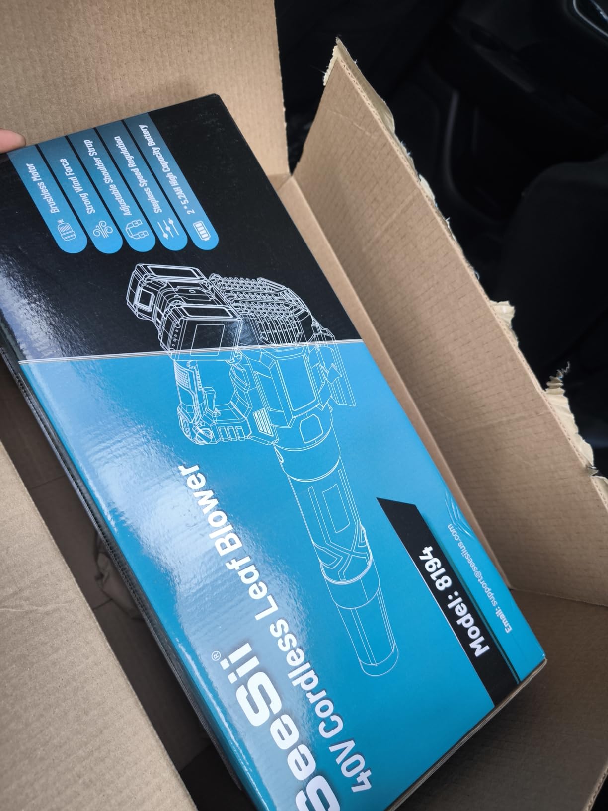 SEESII 40V Leaf Blower Cordless, 600CFM 160MPH Brushless Motor Leaf Blower with 2 * 5200mAh Batteries and Charger, Turbo Button & Variable Speed Control Electric Blower for Lawn Care, Dust and Debris customer photo 1