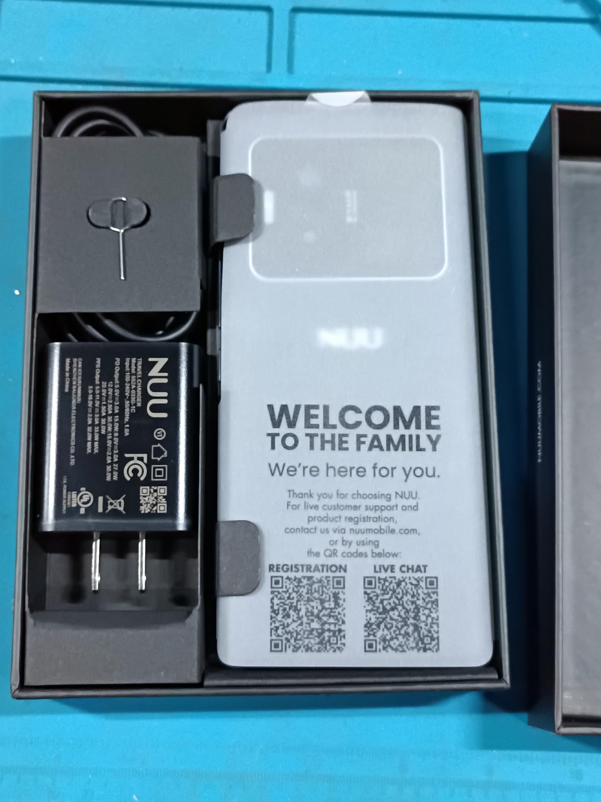 NUU B40 5G, Cell Phone, Unlocked, Dual SIM, Dual AMOLED Display, 120Hz, 64 MP Camera, 8GB+256GB, Android 15, US Version customer photo 1