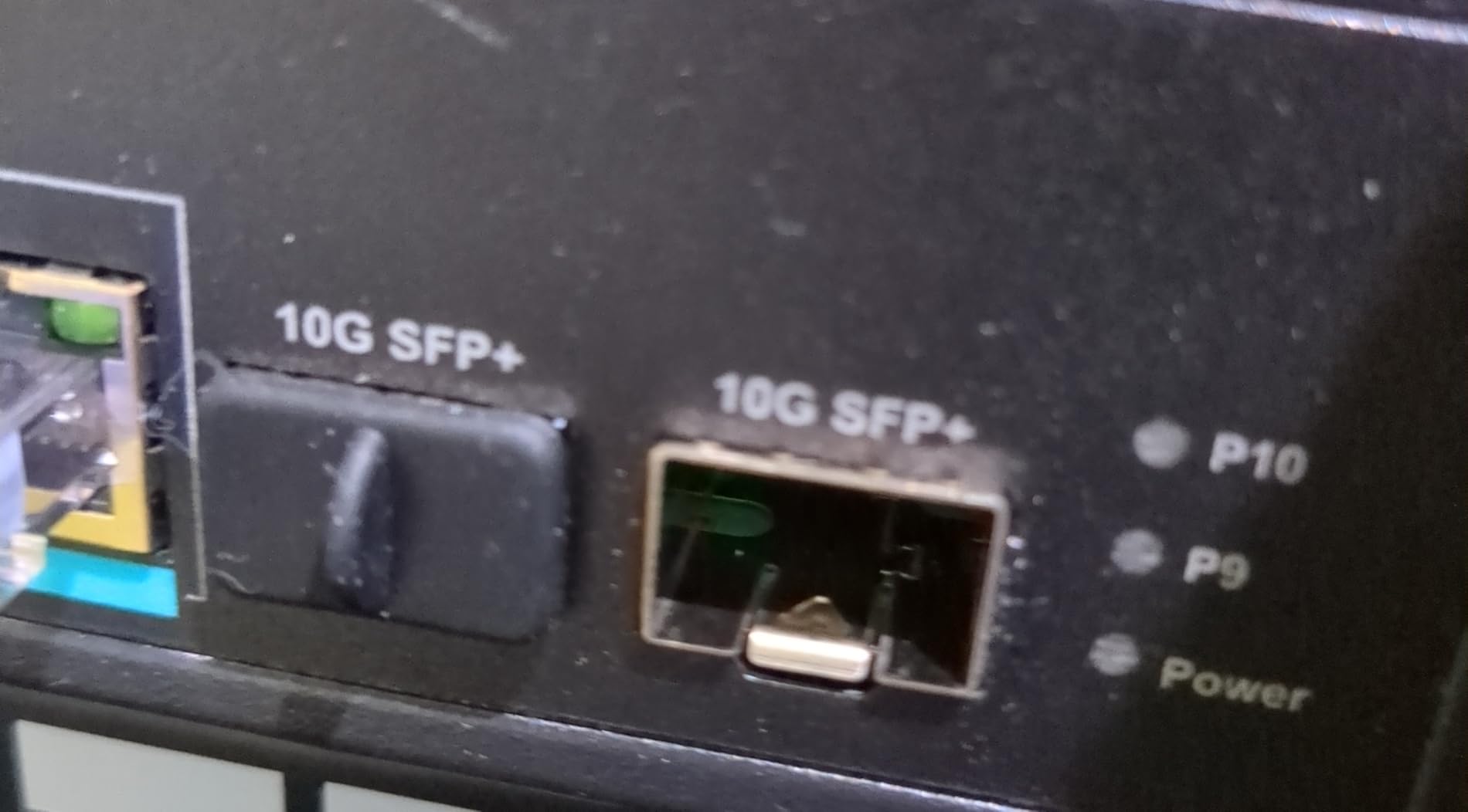 GiGaPlus 10 Ports 10Gb Unmanaged Ethernet Switch with 8*2.5G Base-T Ports, 2*10G RJ45 Ports, 80Gbps Switching Capacity, for 2.5G/10Gbps NAS/PC, WiFi6 Router, Wireless AP customer photo 2