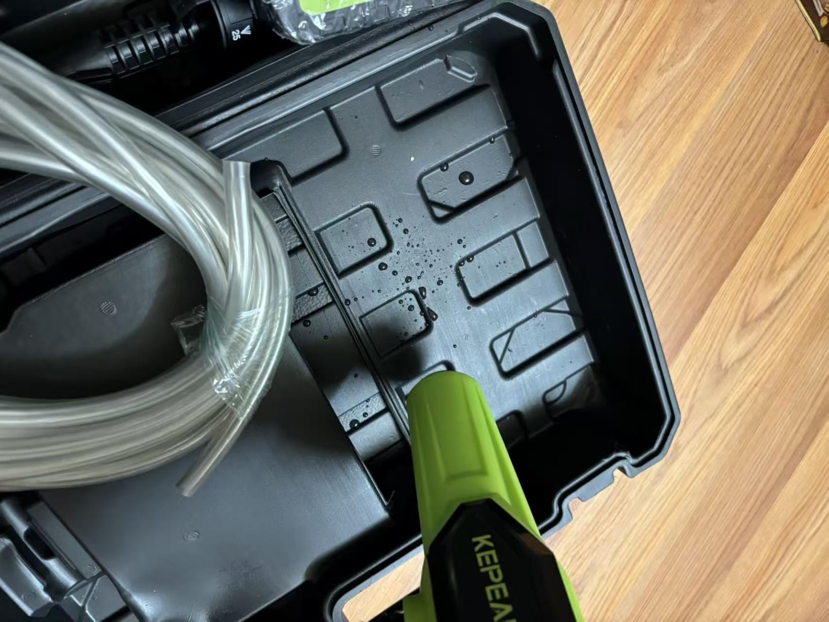 KEPEAK Cordless Pressure Washer, 1450PSI Portable Power Washer with 6-in-1 Nozzle, 21V Hand Held Pressure Washer with 2 Batteries customer photo 2