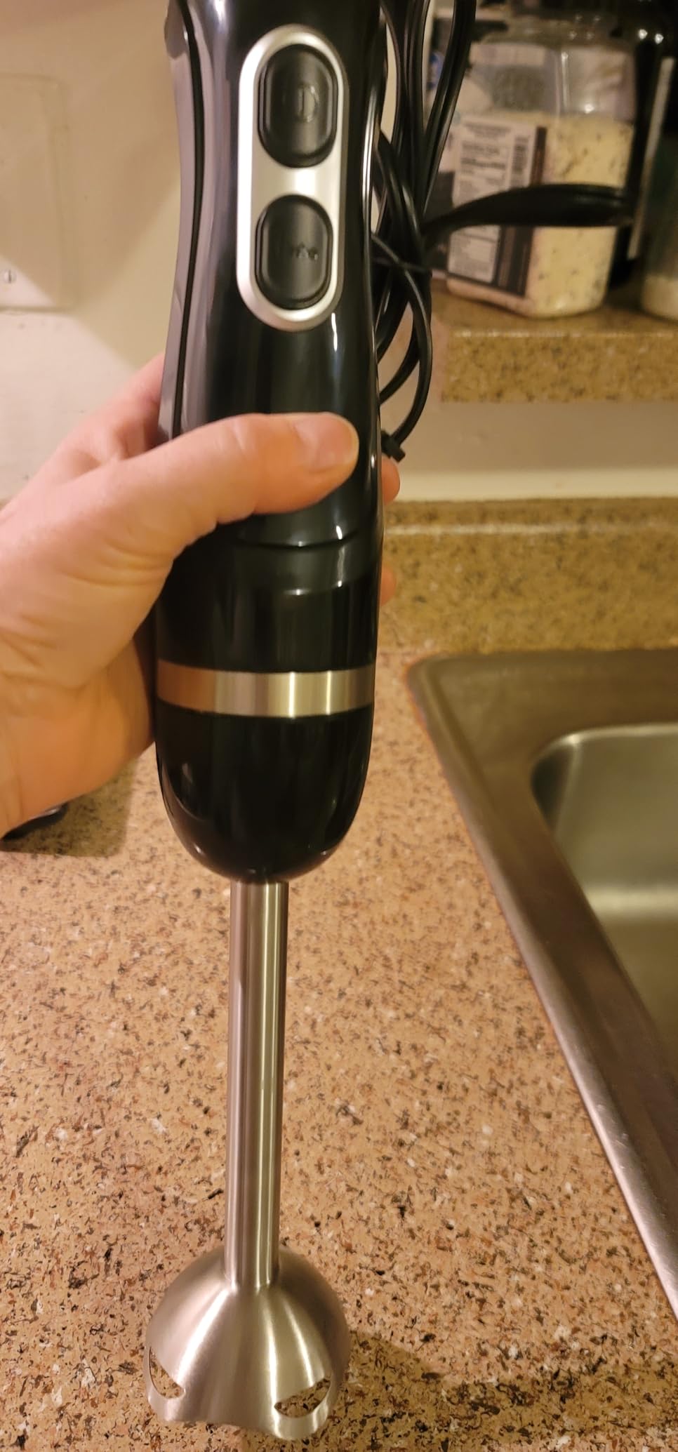 Immersion Blender Handheld, Corded Electric Blenders Portable Stick Mixer with 2 Mixing Speed and Stainless Steel Blades Emulsifier for Effortless Blending Soup, Smoothies, Puree or Baby Food customer photo 1