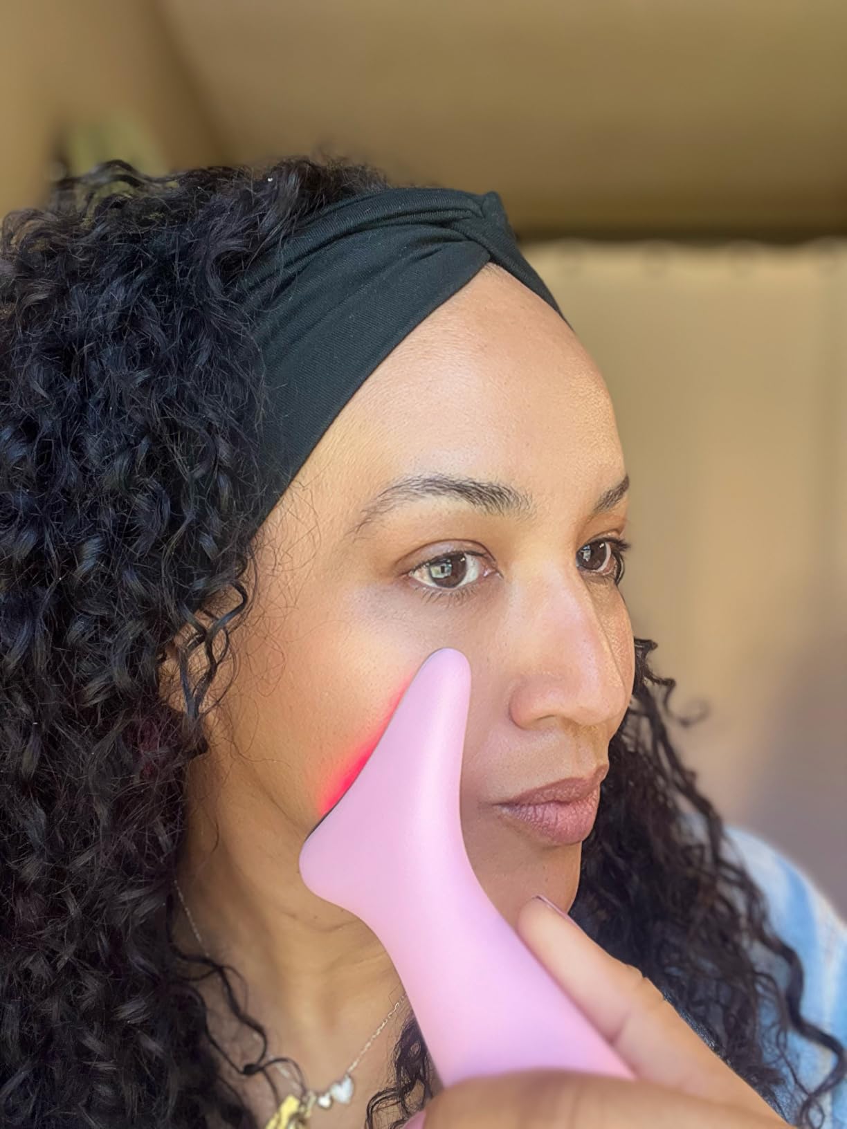 REVO Genie Facial Massager for Face and Neck, LED Face Lift Device with Heat & Vibration, Lymphatic Drainage Depuffing Tool, Red Blue Green Light Therapy for Skin Tightening & Skincare Absorption customer photo 1