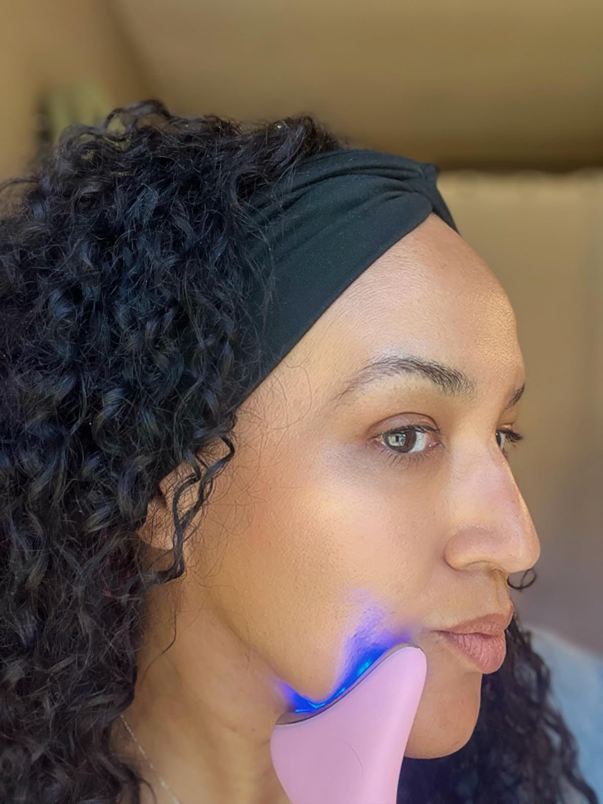 REVO Genie Facial Massager for Face and Neck, LED Face Lift Device with Heat & Vibration, Lymphatic Drainage Depuffing Tool, Red Blue Green Light Therapy for Skin Tightening & Skincare Absorption customer photo 2