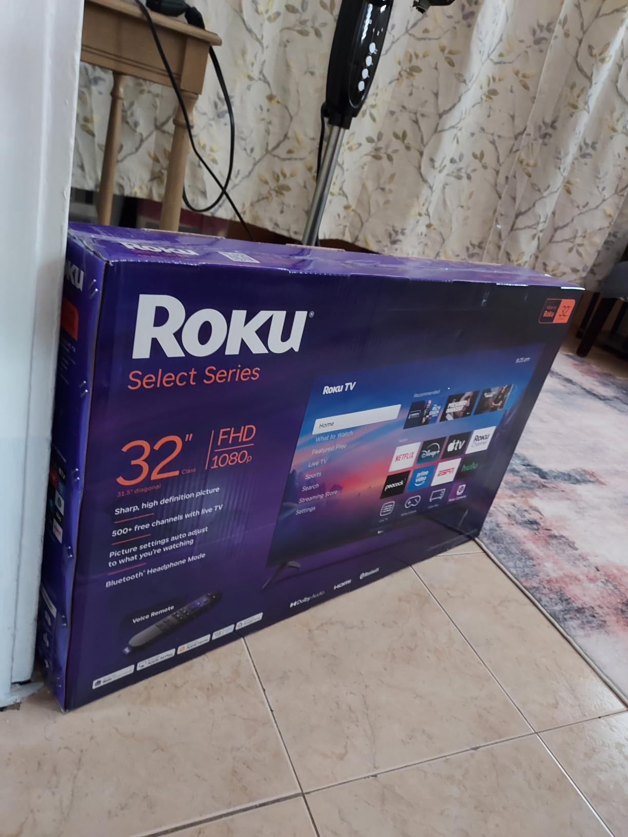 Roku Smart TV 2026 - 40-Inch Select Series, 1080p Full HD TV with Voice Remote customer photo 1