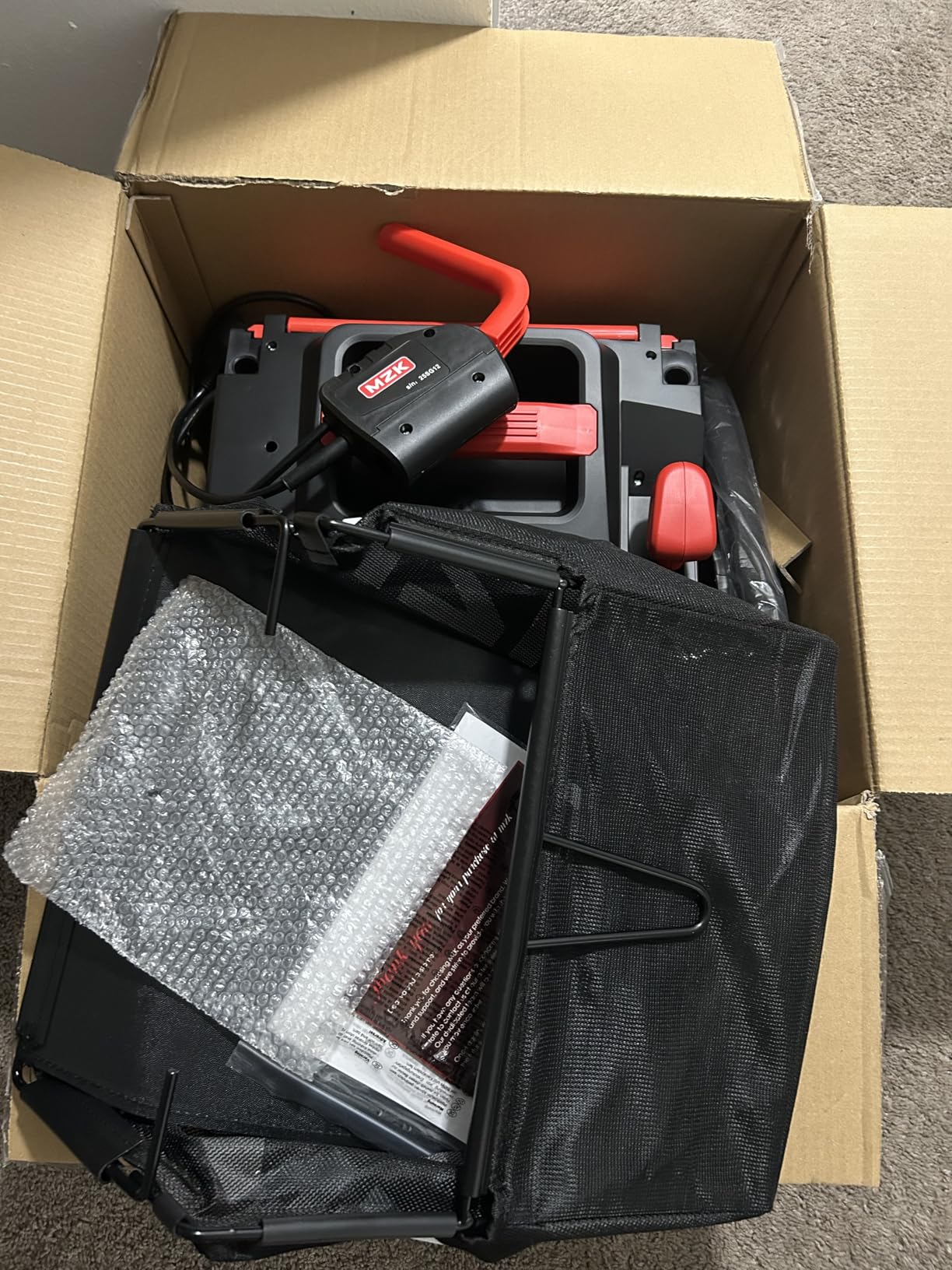 MZK 13-inch 13-Amp 2-in-1 Electric Dethatcher and Scarifier w/Removeable 4-Position Height Adjustment, Lawn dethatcher w/8-Gallon Thatch Collection Bag, Keep Lawn Health (RED) customer photo 1