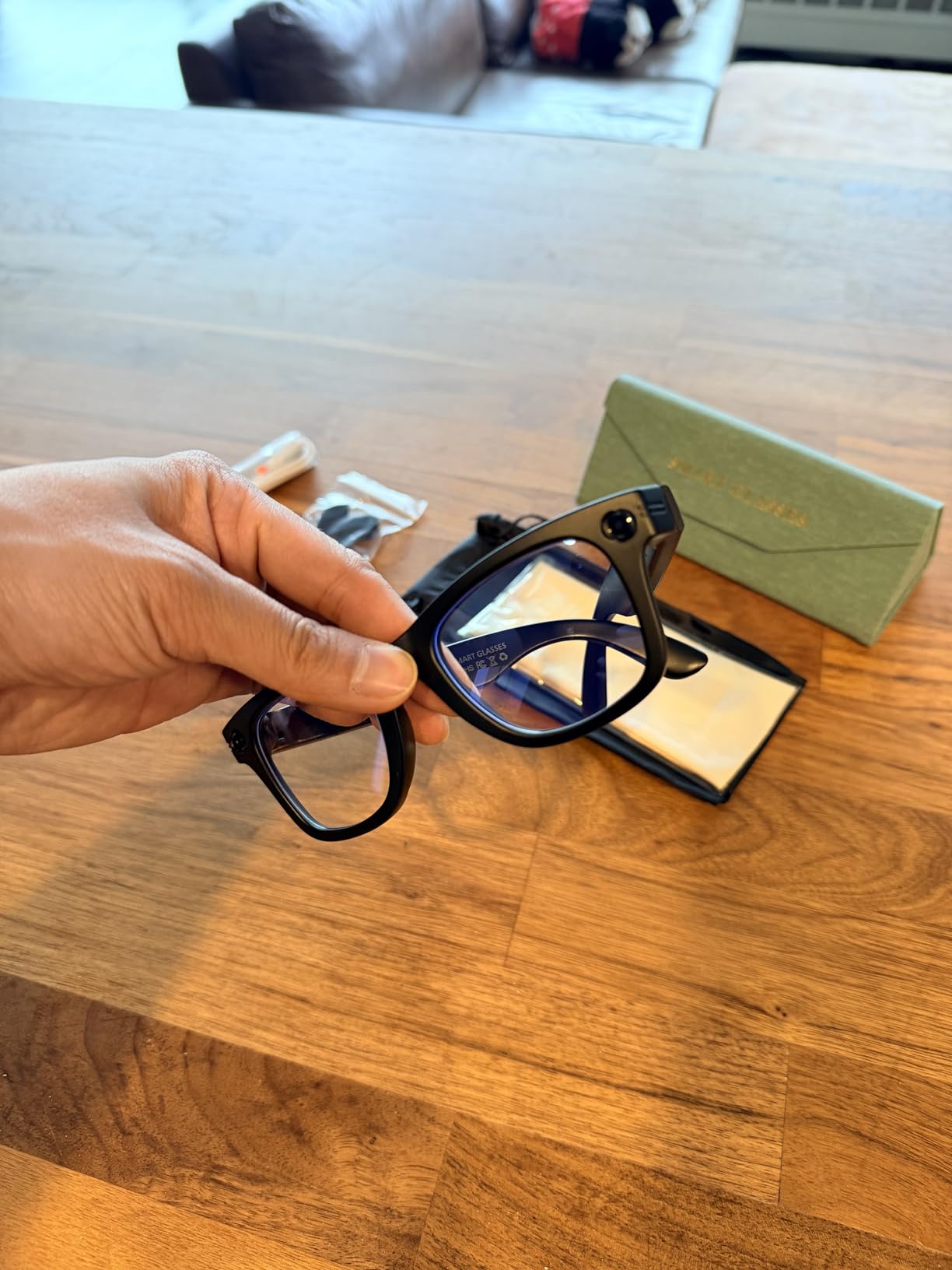 Upgraded Ai Smart Glasses with Camera, 800w Anti-Shake Camera Glasses, Real-Time Translation, Ai Object Recognition, Voice Assistant, Blue Light Glasses Suitable for Business, Travel and Outdoor Use customer photo 1