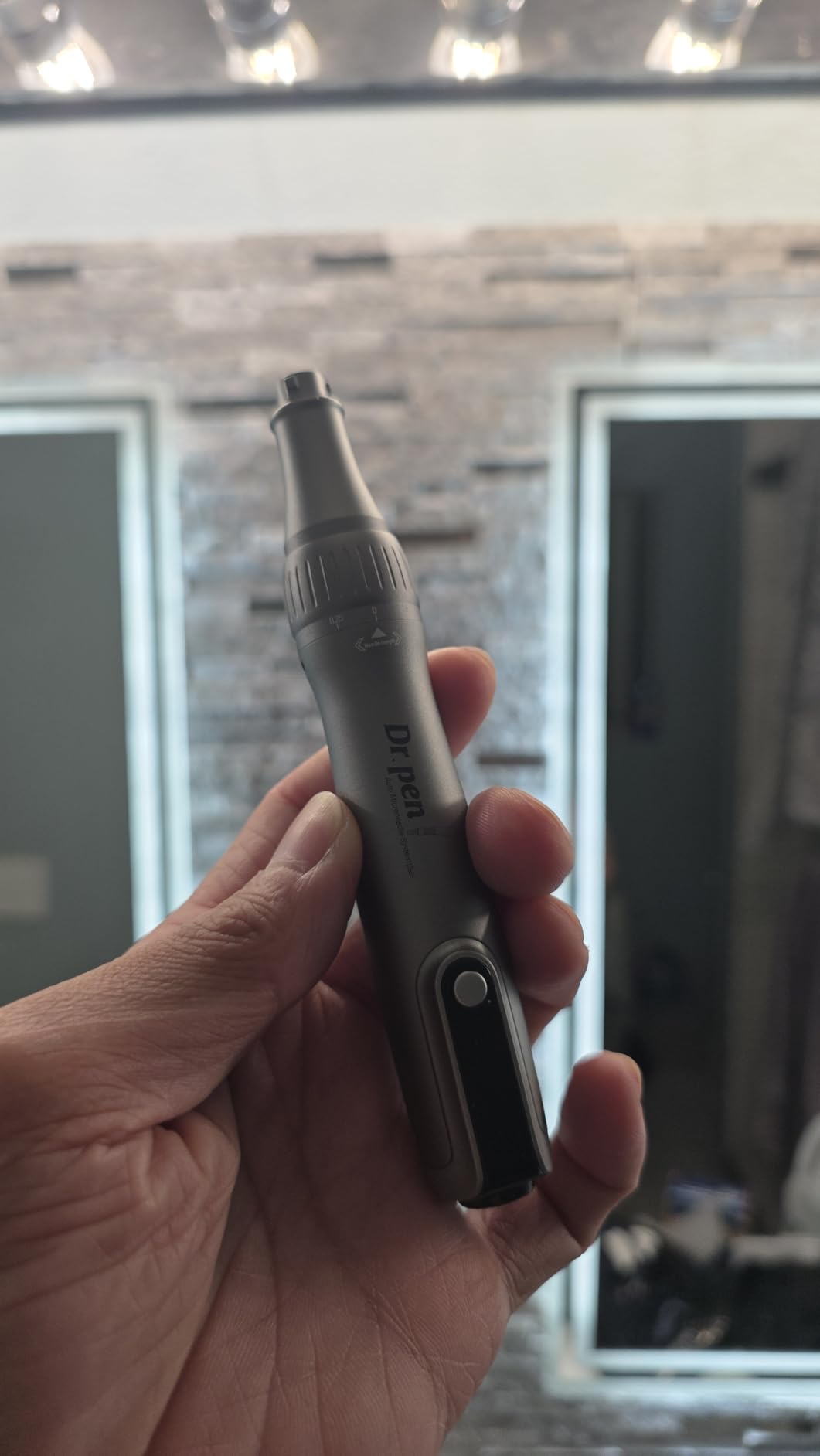 Dr pen Microneedling pen M8S for Home Use customer photo 1