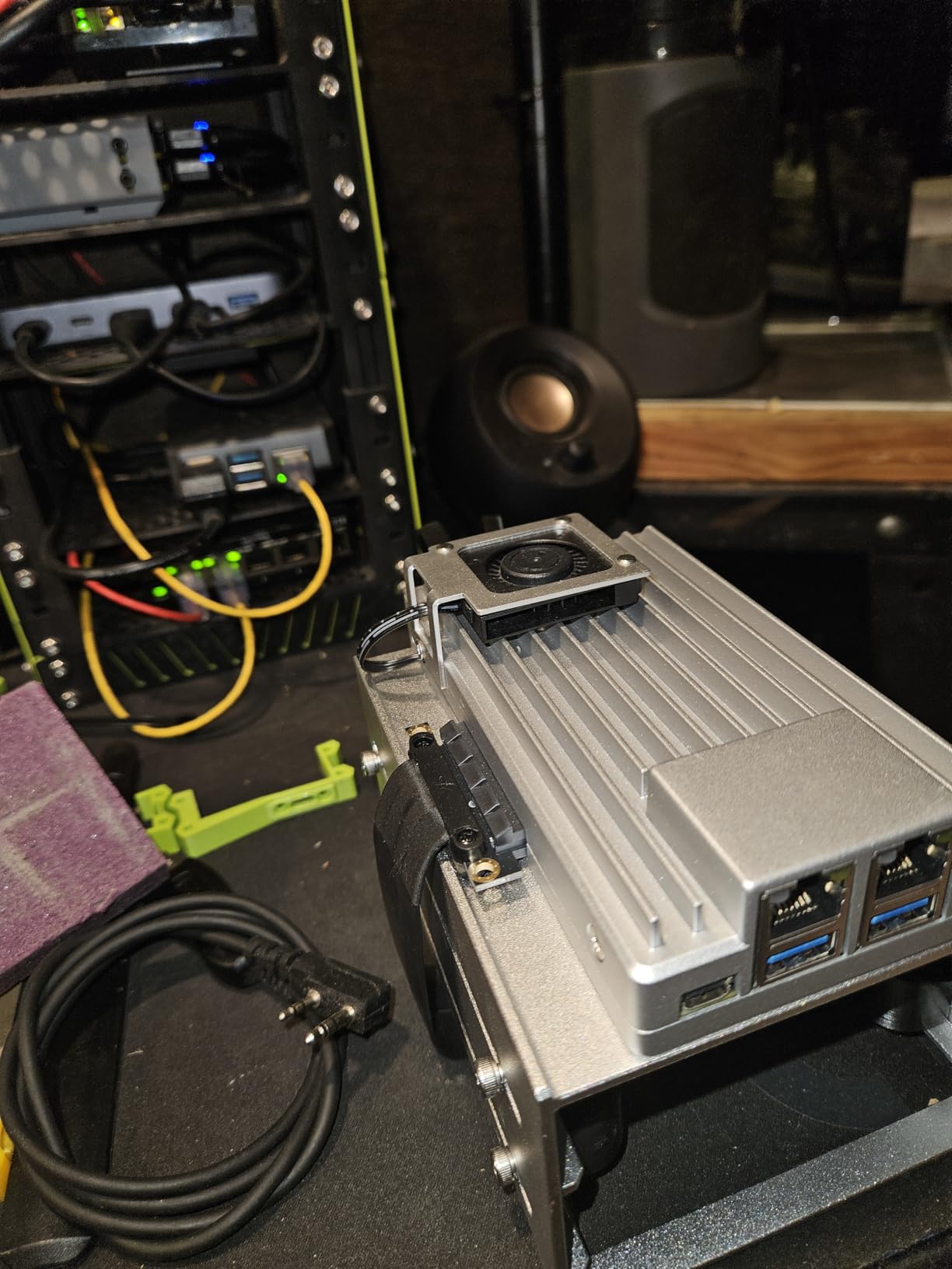 ZimaBoard 2 1664 x86 Home Server, Quad-Core N150, 16GB DDR5, 64GB eMMC, PCIe 3.0x4 Expansion, Dual 2.5GbE & Dual SATA3.0, Low-Power 24/7 Fanless customer photo 1