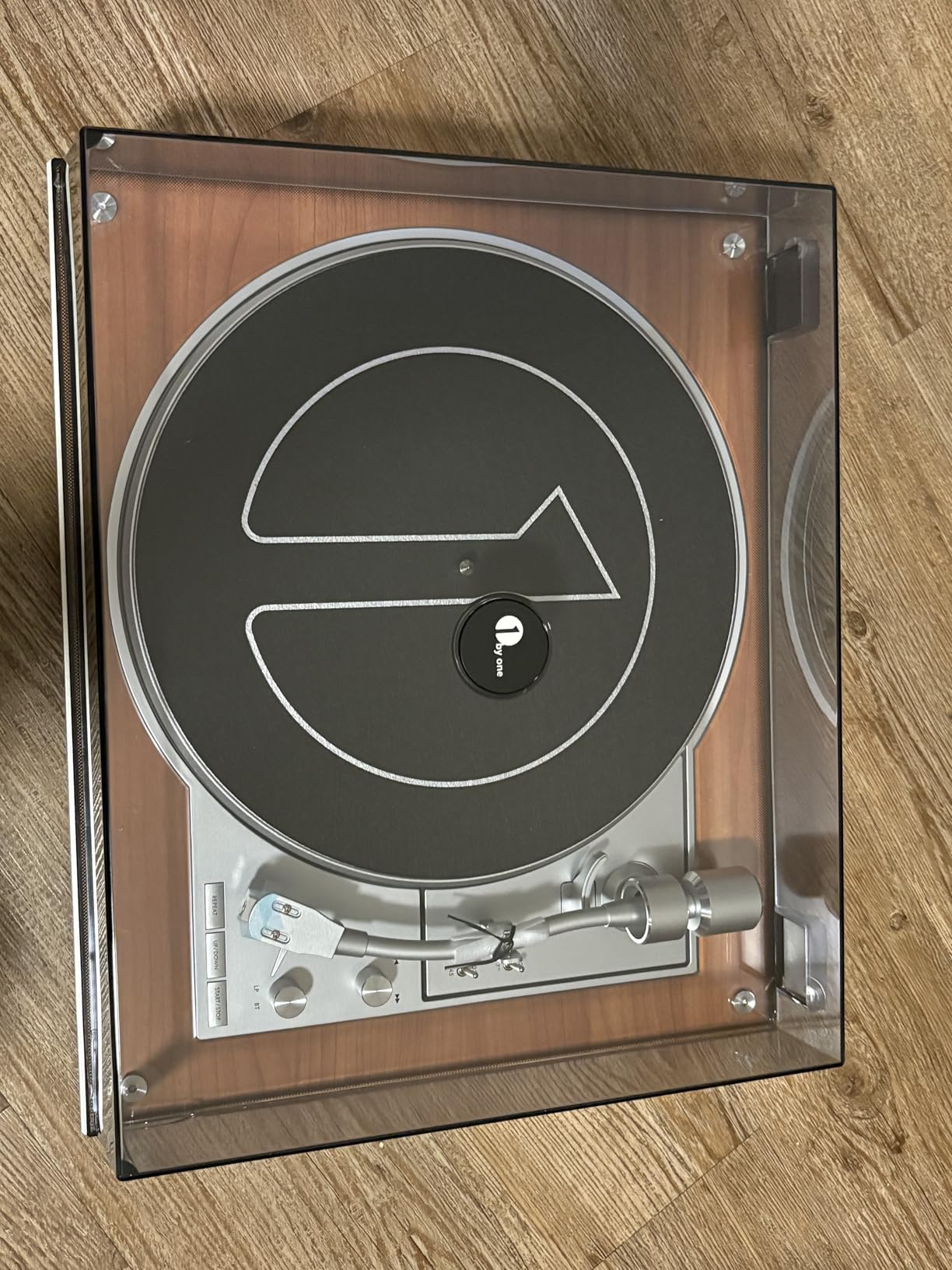 1 BY ONE Fully Automatic Belt-Drive Turntable, Wireless Vinyl Record Player with Automatic Repeat Function, Remote Control, Phono Preamp, AT-3600L Cartridge, 33/45 RPM customer photo 2