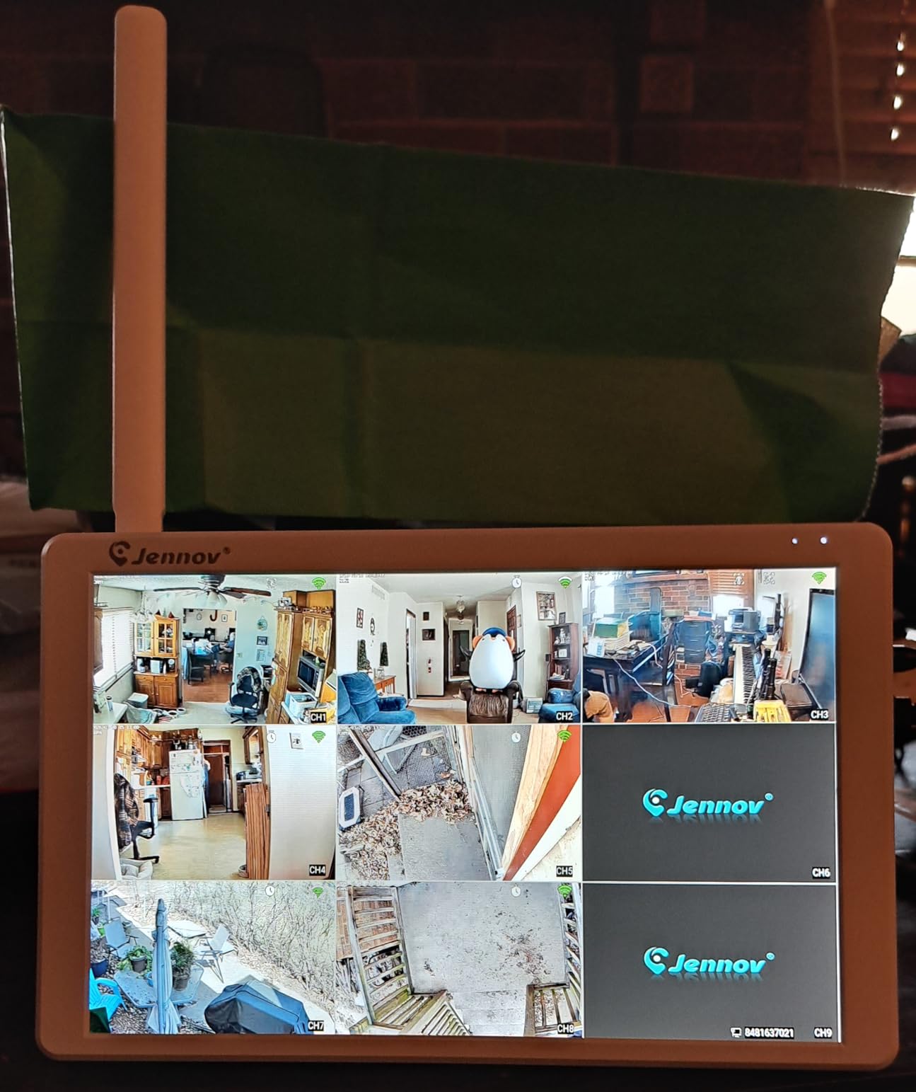 Jennov 5MP Wireless Security Camera System with Monitor, 10CH NVR Kit for Home & Business Surveillance, 4 Cameras with 500GB HDD, Night Vision, 24/7 Motion Detection, No Monthly Fee, Indoor Outdoor customer photo 1