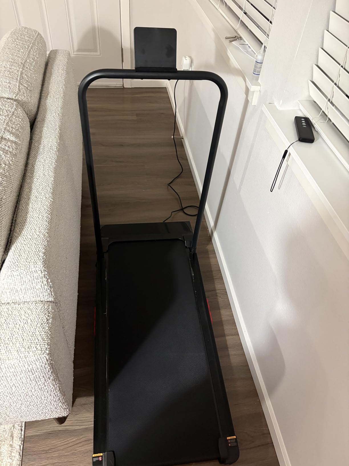 KASSADIN Walking Pad with Handle Bar, 2026 Upgrade Portable Small Treadmill with Handles for Home Small, 3.0HP Under Desk Walking Pad Treadmill with Incline, 0.6-7.6MPH, 350LBS customer photo 2