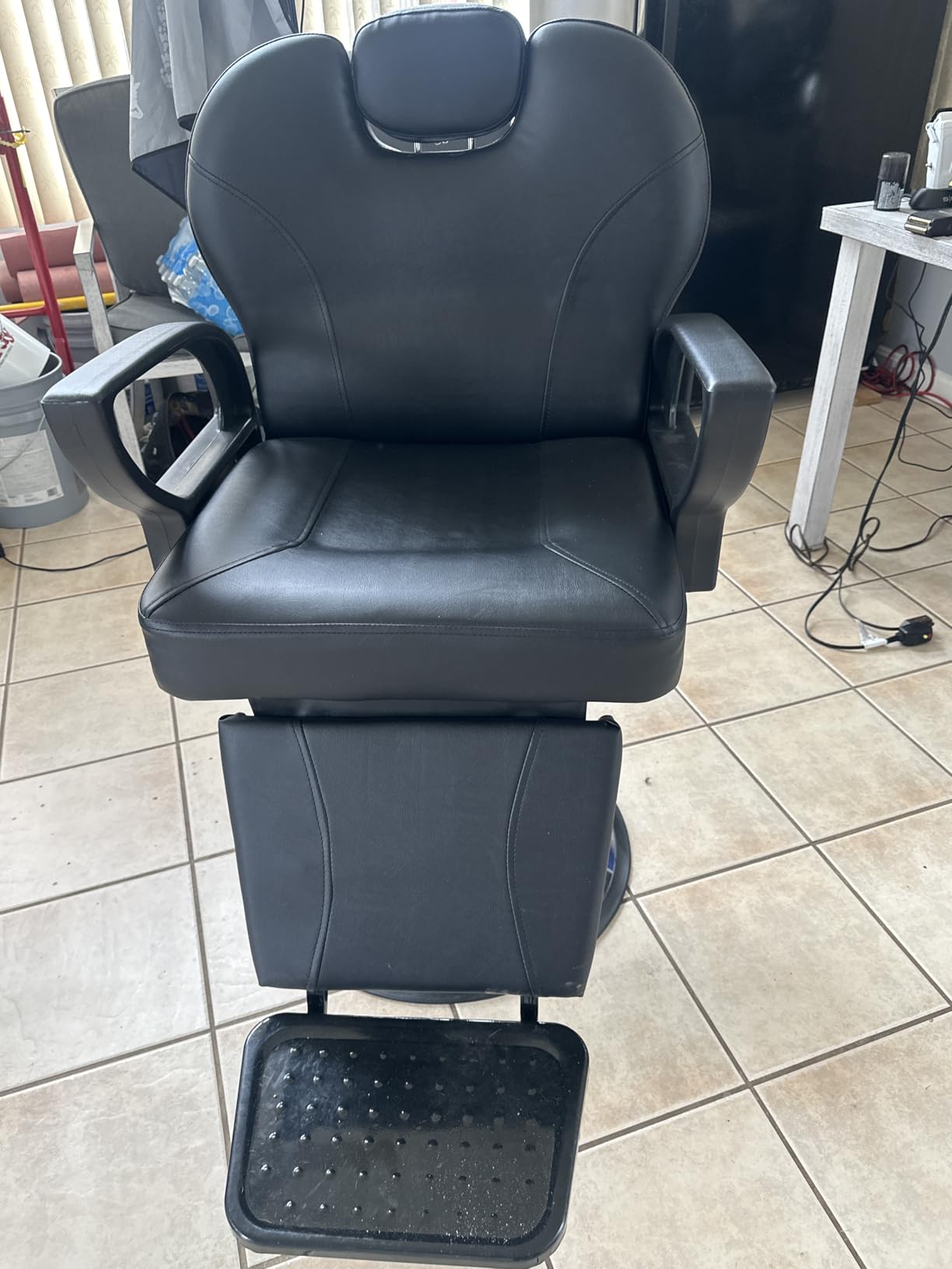 Artist hand Barber Chair Reclining Salon Chairs for Hair Stylist, Heavy Duty Stylist Hairdressing Shampoo Chair with Headrest and Footrest, 360 Degree Swivel, Spa Beauty Equipment, Black customer photo 1
