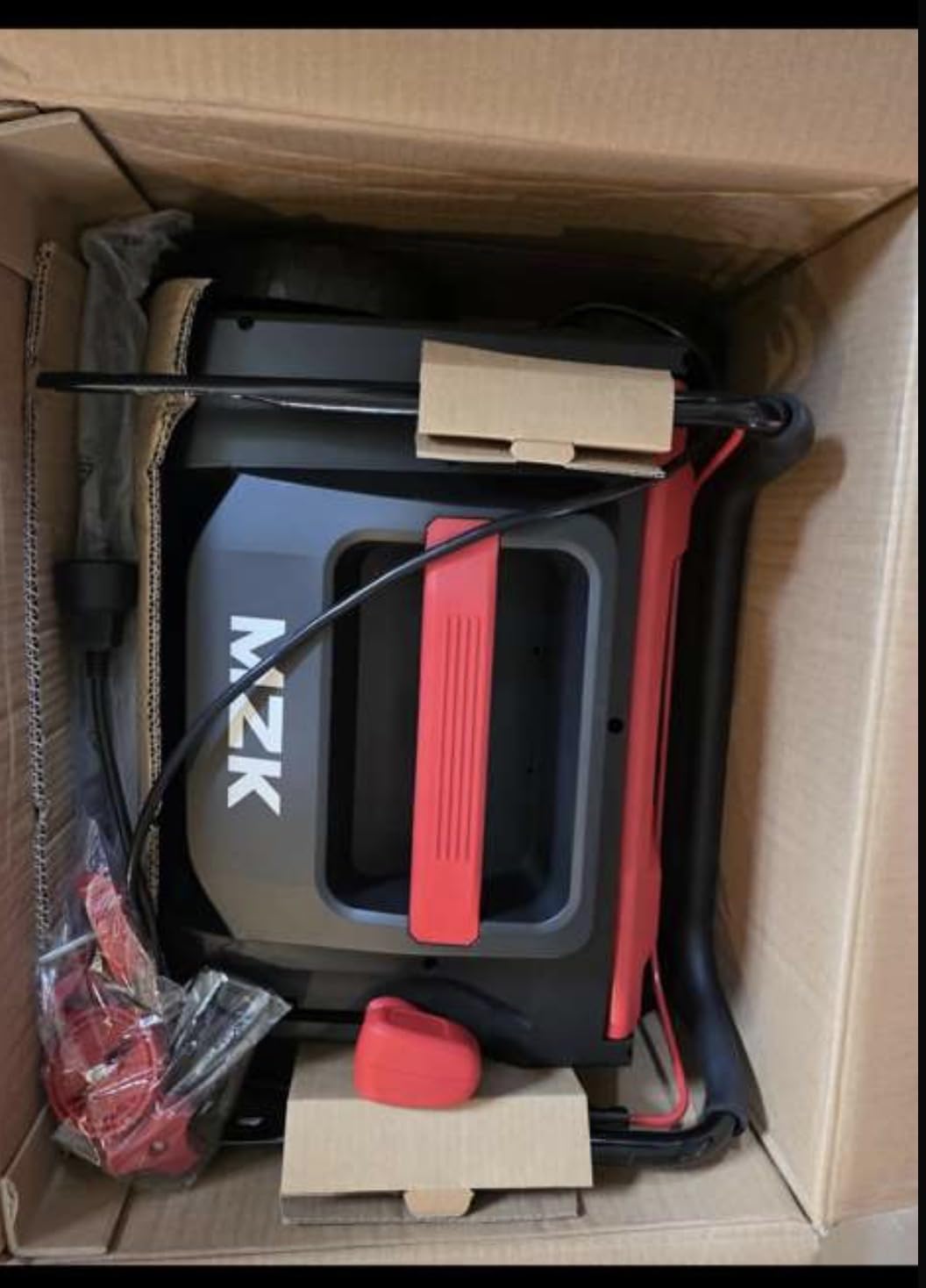 MZK 15-inch 2-in-1 Electric Dethatcher and Scarifier w/Removeable 5-Position Height Adjustment, Lawn dethatcher w/12-Gallon Thatch Collection Bag, Keep Lawn Health (RED) customer photo 1