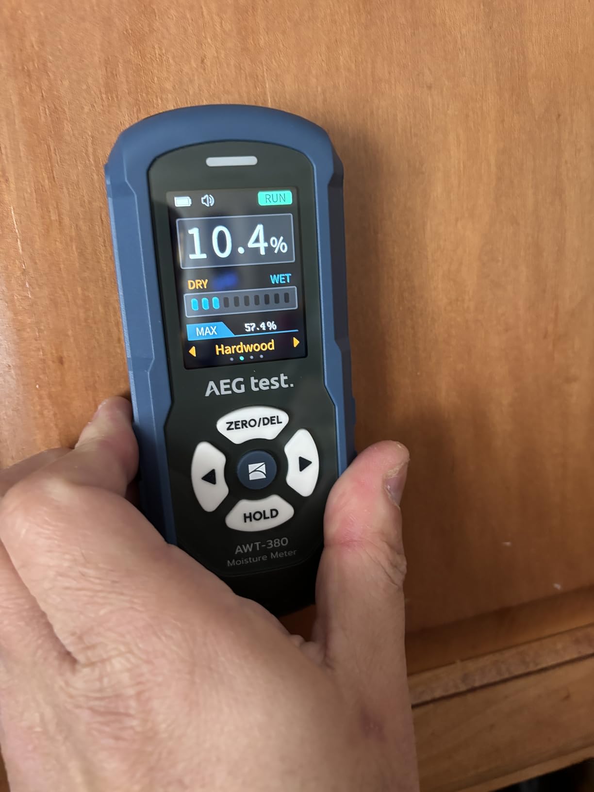 AWT-380 Rechargeable Pinless Moisture Meter for Wood, Drywall & Masonry, Wood Moisture Meter with Color Display, Adjustable Alarm, Data Records, Non-Destructive Water Leak Detector for Home customer photo 2
