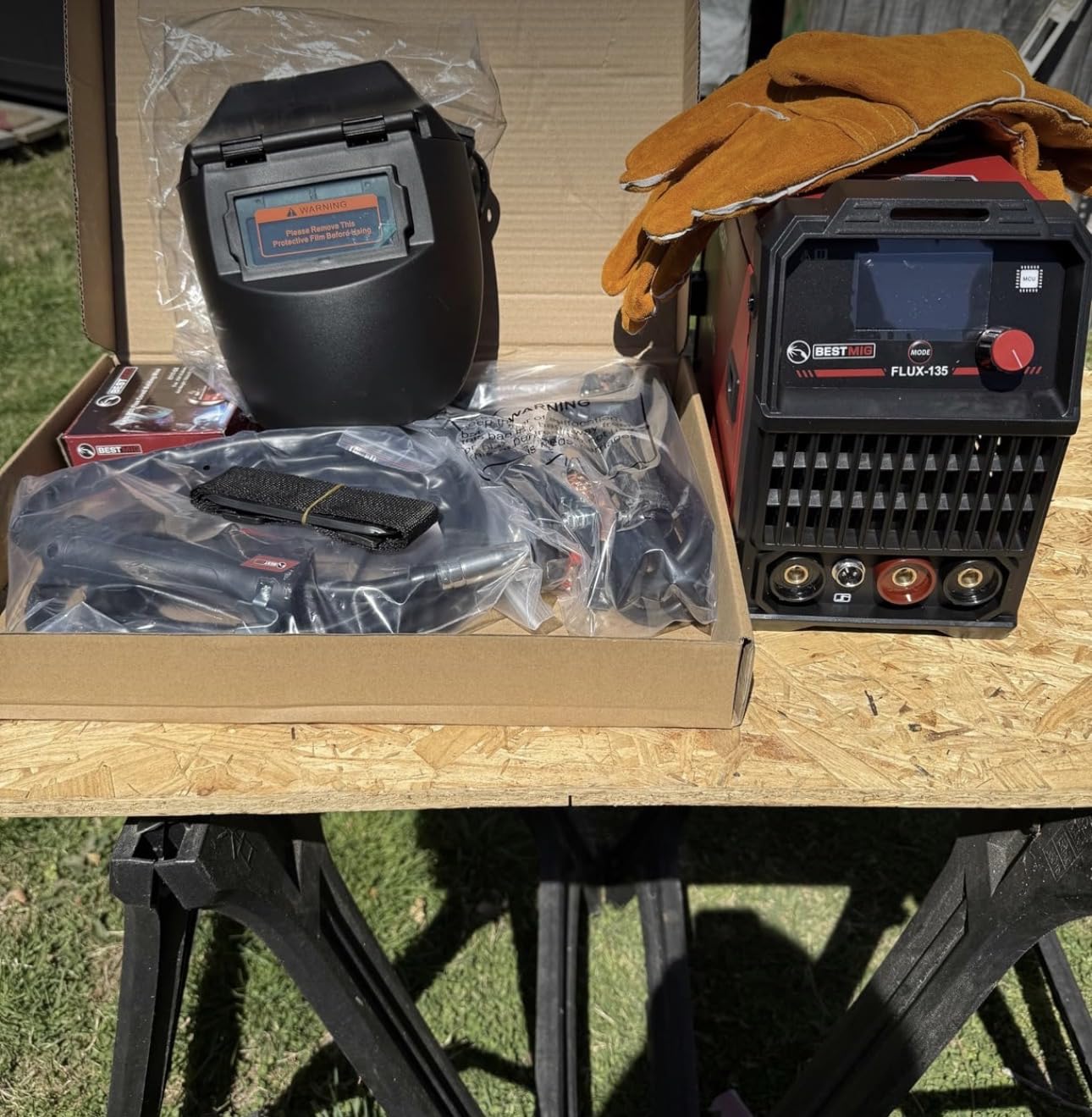 BESTMIG 145A 4-in-1 Multi-Process Welder, 110V/220V MIG/TIG/MMA/Stick Welding Machine, Gas & Gasless Flux Core Welder with Synergy IGBT Inverter, Includes Welding Helmet & Gloves customer photo 2