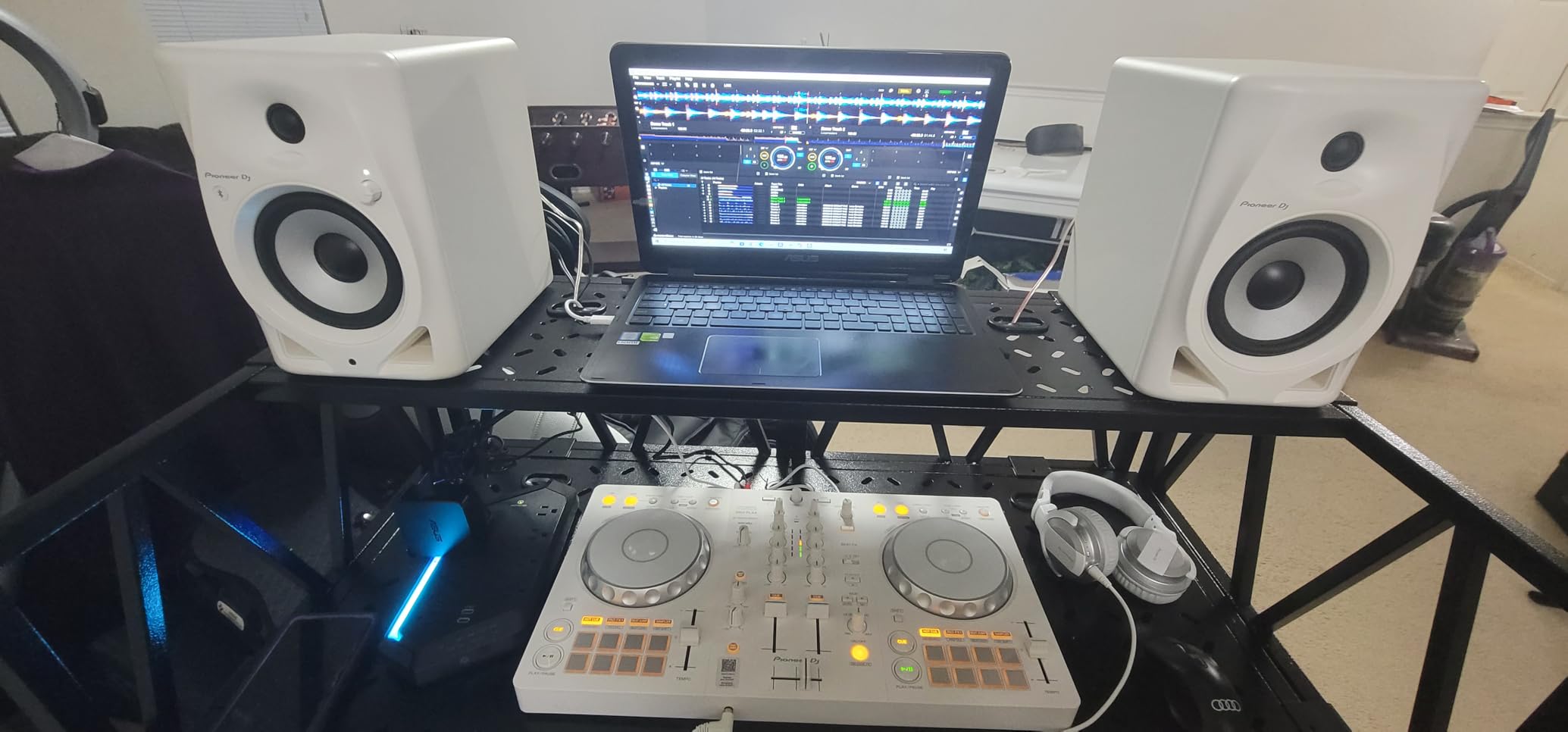 Two-Tier DJ Table Stand Portable Booth - 40