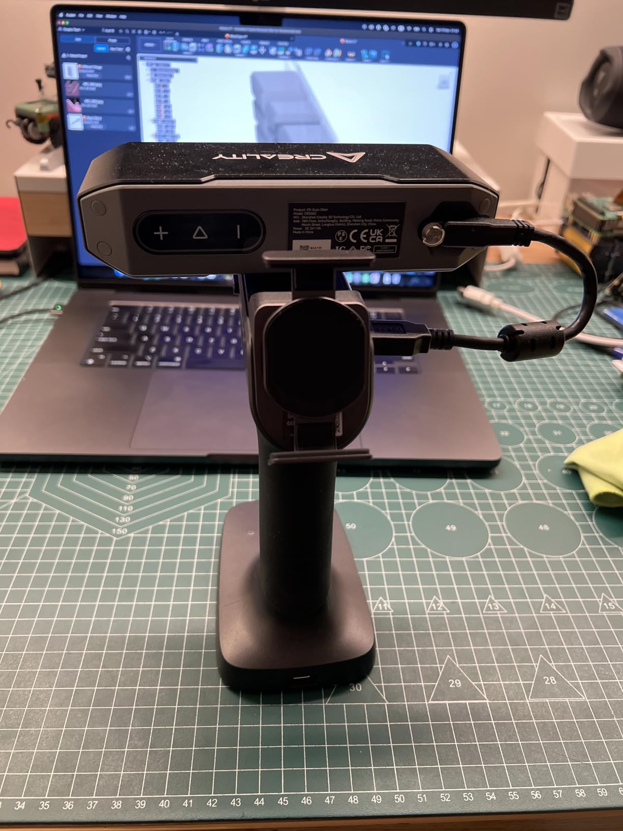 Creality 3D Scanner Otter Lite Basic with High Precision 0.05mm, Up to 30FPS Scanning Speed Support 20-2000mm Objects for Windows Mac iPhone Android, Reverse Engineering & DIY Projects customer photo 1