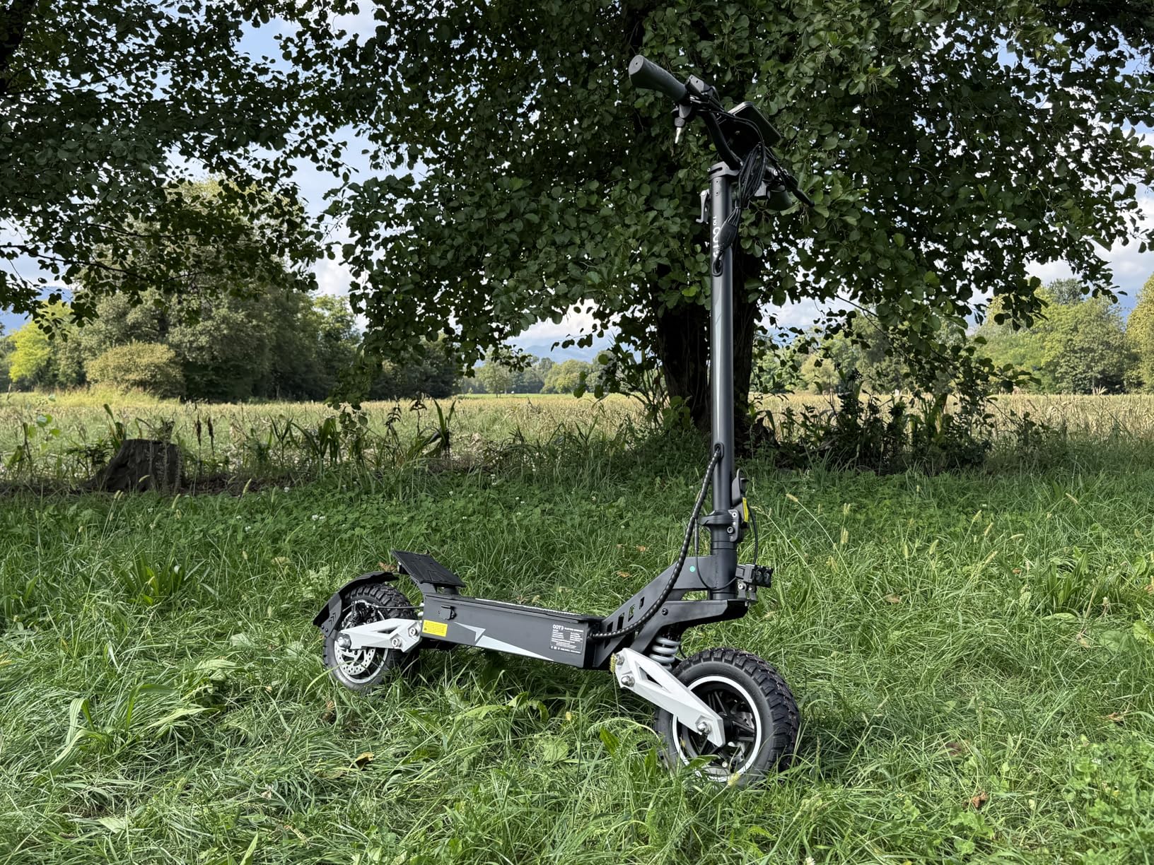 T10 Electric Scooter for Adults, 48V 18AH Battery Up to 46 Miles Long Range & Powerful Motor, 34 MPH Max Speed, 11 Inch All-Terrain Tires Folding Commuter E Scooter with Dual Suspension & LCD Display customer photo 1