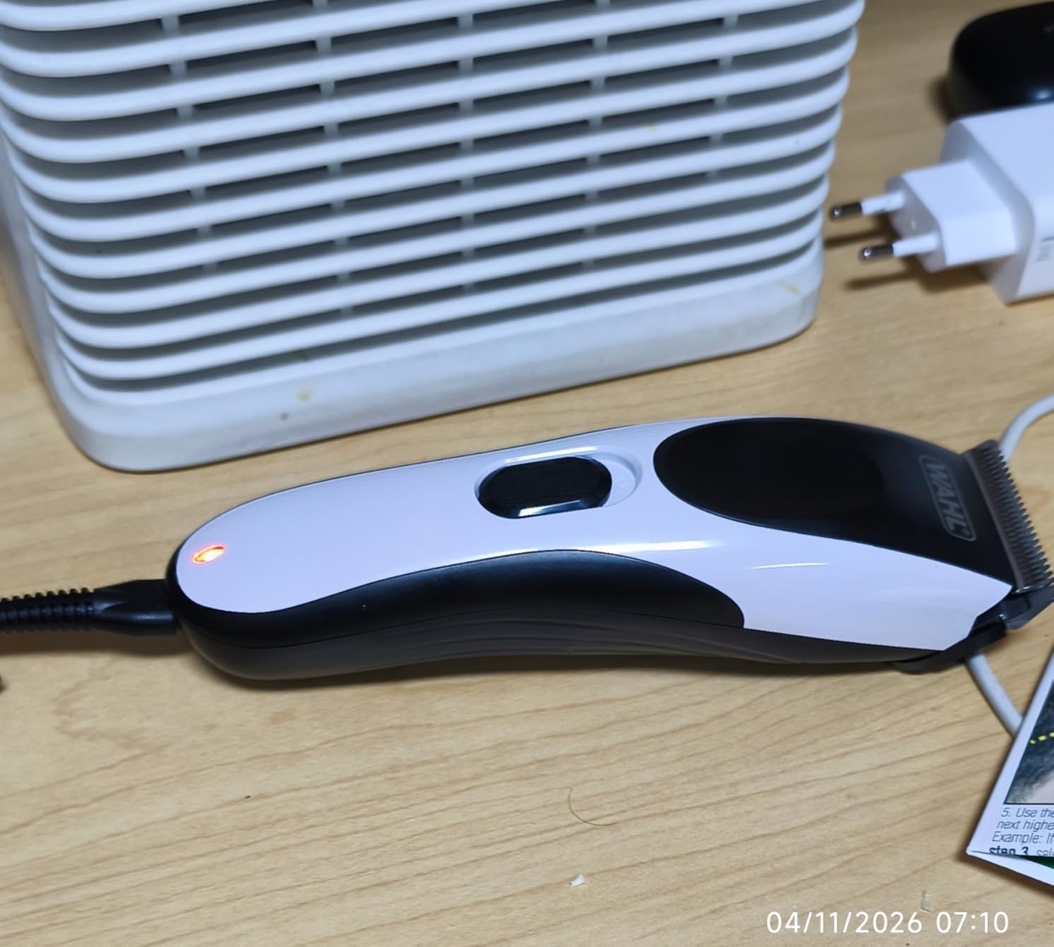 Wahl Clippers Home Pro Cordless Rechargeable Hair Clippers for Men with Precision Haircutting Blades & Secure Snap-N-Lock Attachment Guards - Model 3028835 customer photo 1