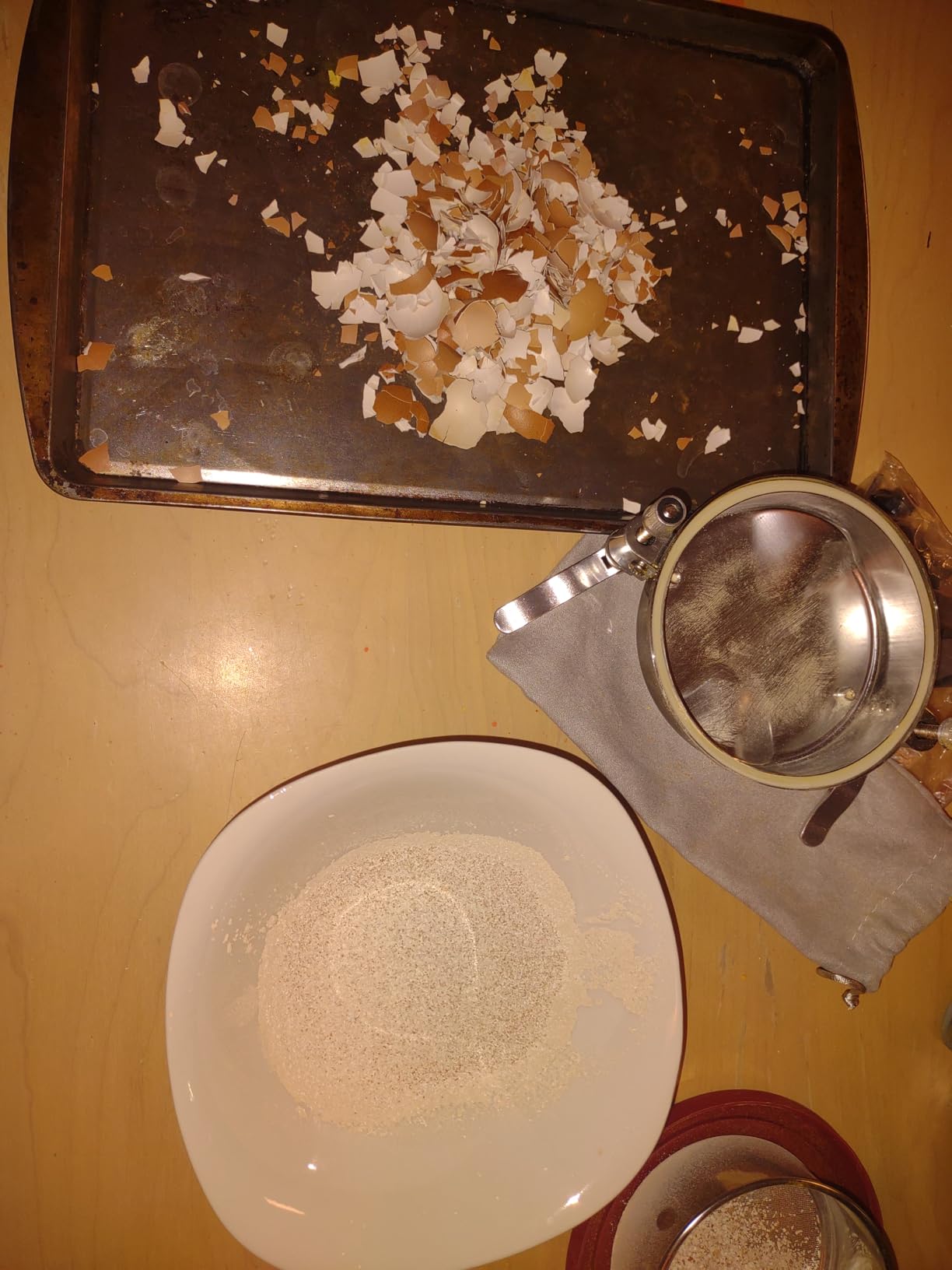 1800W Electric Grain Mill Grinder, 550g High-Speed Stainless Steel Dry Food Grinder for Wheat, Rice, Corn, Spices & Herbs, with Timer & Safety Protection customer photo 1