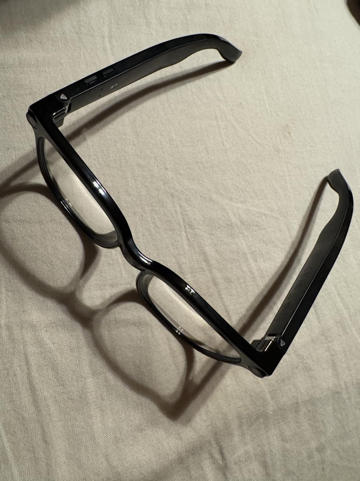 AI Smart Glasses with Camera, 4K HD Video & Photo Capture, Real-Time Translation, Recording Glasses with AI Assistant, Open-Ear Audio, Object Recognition, Bluetooth, for Travel (Transparent Lens) customer photo 1