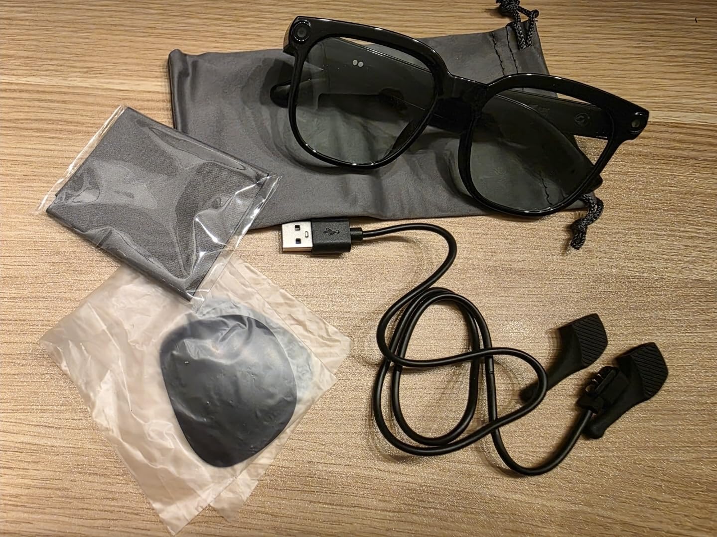 EarlySincere 4K Camera Smart Glasses with ChatGPT AI, Blue Light Blocking Lenses + Extra Sunglasses, Live Translation & Bluetooth Audio, Hands-Free POV Video Recording Eyewear customer photo 1