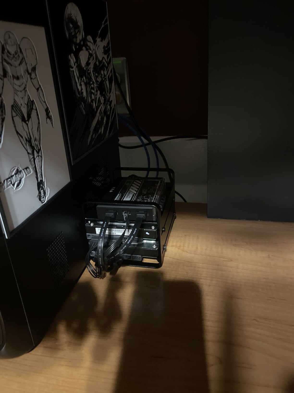 ZimaBlade 7700 x86 DIY NAS Kit - 2-Bay Mini Home Server, Intel Quad-Core, 16GB RAM, PCIe Expansion, CasaOS Preinstalled, Docker & Self-Hosting Ready customer photo 1