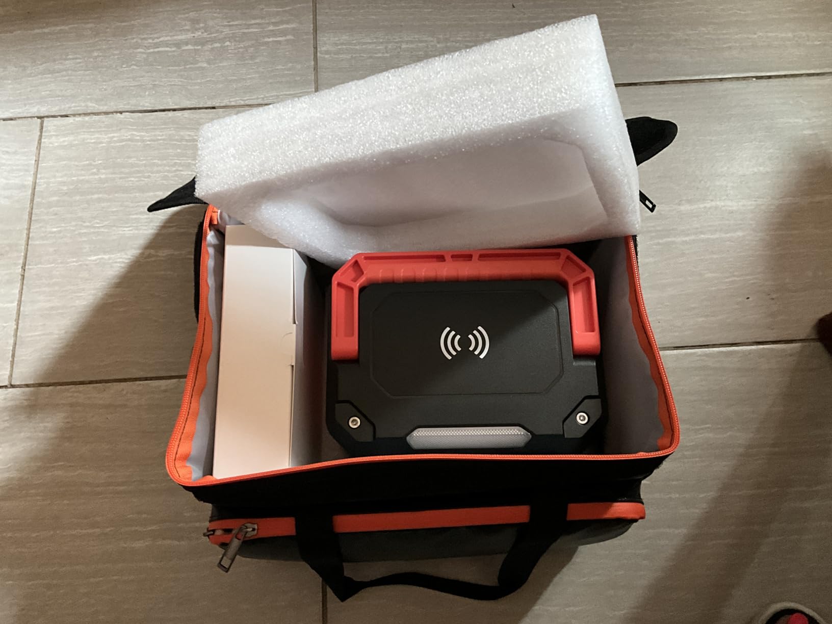 EBL Portable Power Station 1000W Solar Generator 999Wh Fast Charging Backup Battery with 5W Wireless Charging & Multiple Ports customer photo 1