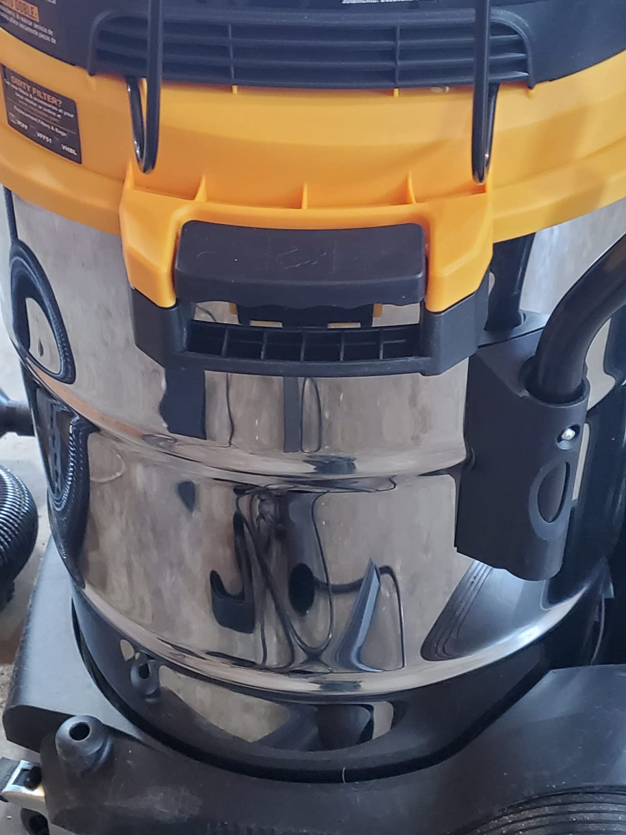 Vacmaster Professional Beast Series 14-Gallon* 6.5 Peak HP† Wet/Dry Vacuum - VJE1412SW 0203 customer photo 2