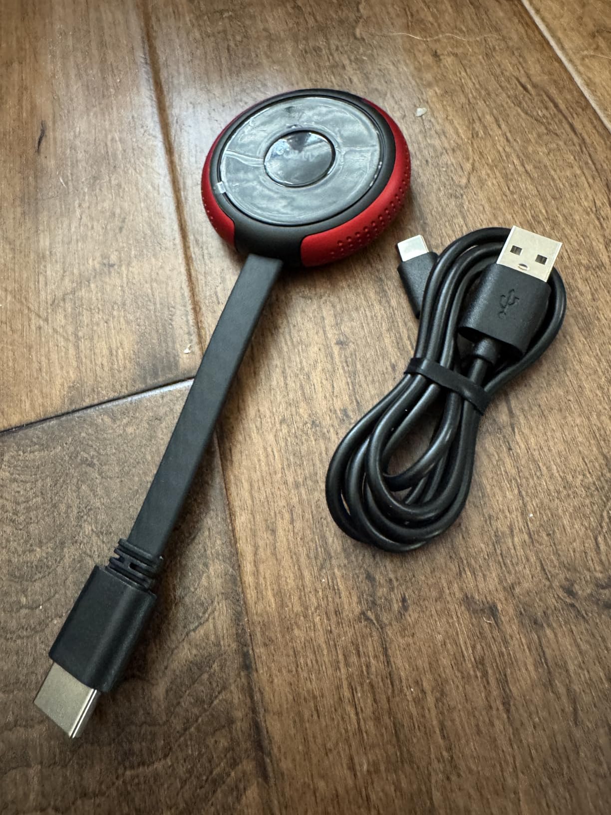 AIMIBO 4K Wireless Display Adapter, Plug & Play, HDMI Dongle 5G for TV/Monitor/Projector, Supports iOS/Android/Windows/Mac, AirPlay/Miracast/DLNA, Cast Phone/Tablet/Laptop to Screen customer photo 2