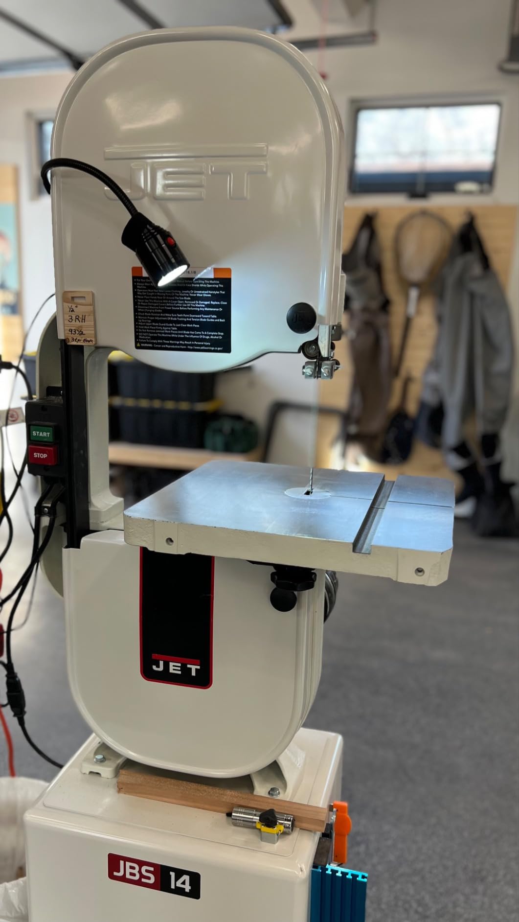 JET 14-Inch Woodworking Band Saw, 1 HP, 115/230V 1Ph (JWBS-14CS) customer photo 1