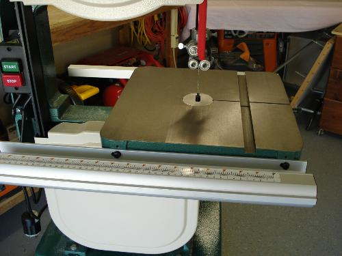 Grizzly Industrial G0555-14 Inch 1 HP Bandsaw customer photo 2