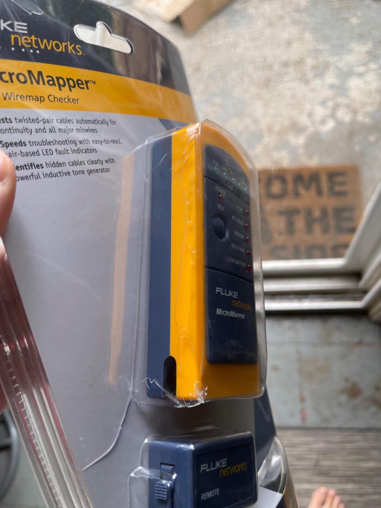 Fluke Networks MT-8200-49A IntelliTone Pro 200 Toner, Copper Cable Tester customer photo 2