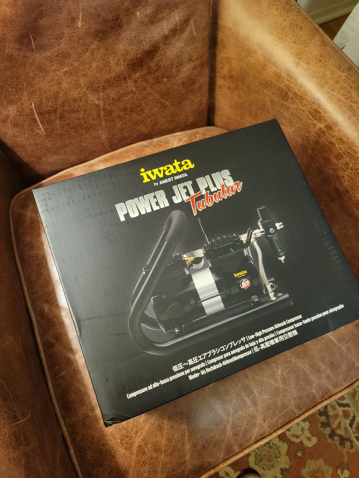 Iwata-Medea Studio Series Power Jet Lite Double Piston Air Compressor customer photo 1