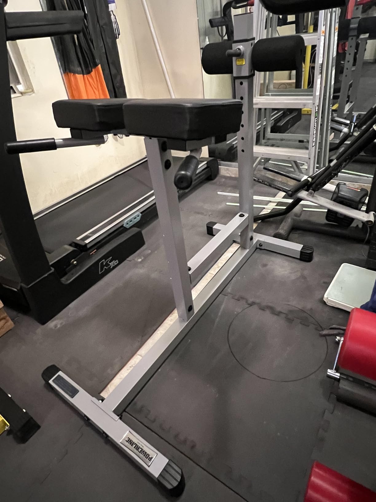 Body-Solid Back Hyperextension Machine for Lower Back Extension, Ab Crunch, Glutes and Hamstrings Exercise, Roman Chair for Abdominal and Core Training, Home Gym Equipment customer photo 2