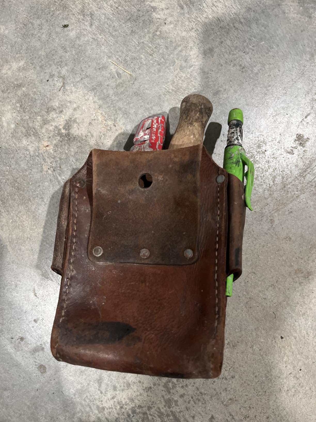 CLC Custom Leathercraft 700 Tool Pouch, Heavy Duty, 5-Pocket, Tan customer photo 1