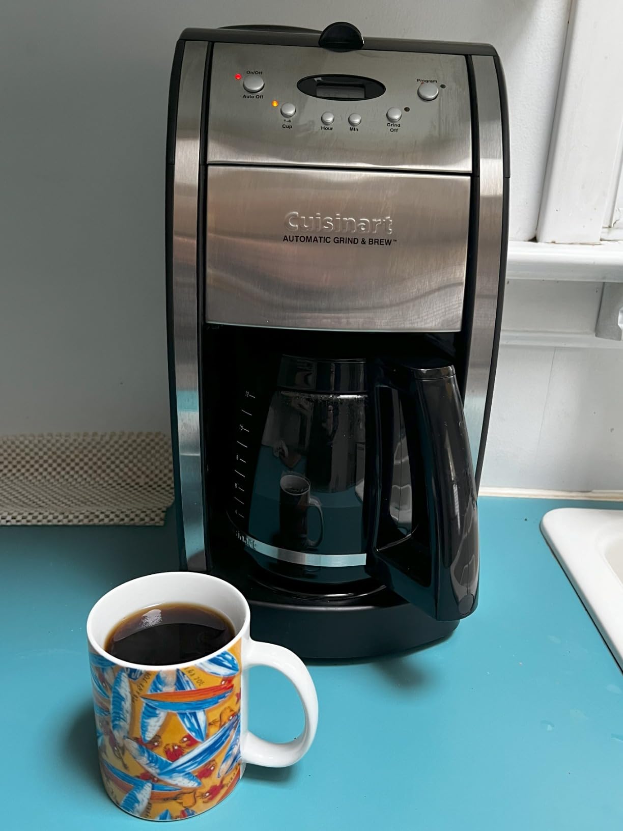 Cuisinart DGB-550BKNAS Automatic Coffeemaker Grind & Brew, 12-Cup Glass, Black customer photo 2