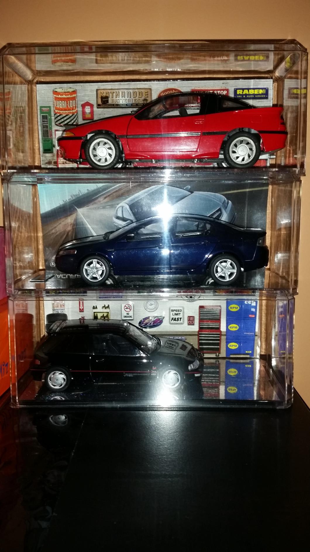 Pioneer Plastics 355C Clear Plastic Display Case for 1:18 Scale Cars, 13