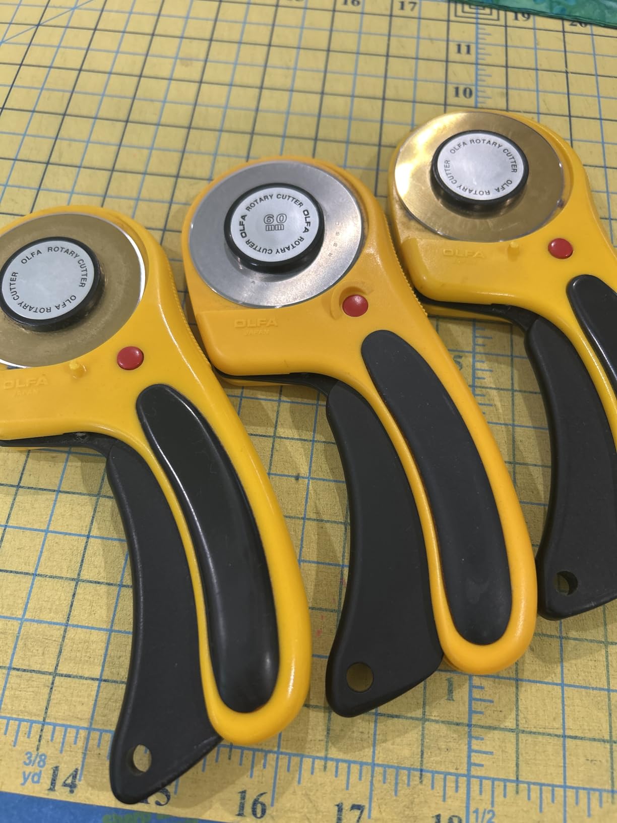 OLFA 60mm Ergonomic Rotary Cutter (RTY-3/DX) - Rotary Fabric Cutter w/Blade Cover & Squeeze Trigger for Quilting, Sewing, Crafts customer photo 1