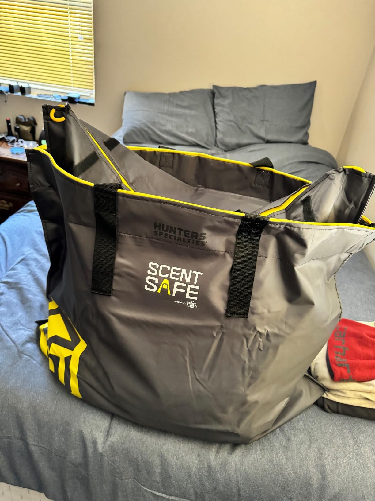 Scent-A-Way Scent-Safe Deluxe Travel Scent Bag customer photo 2